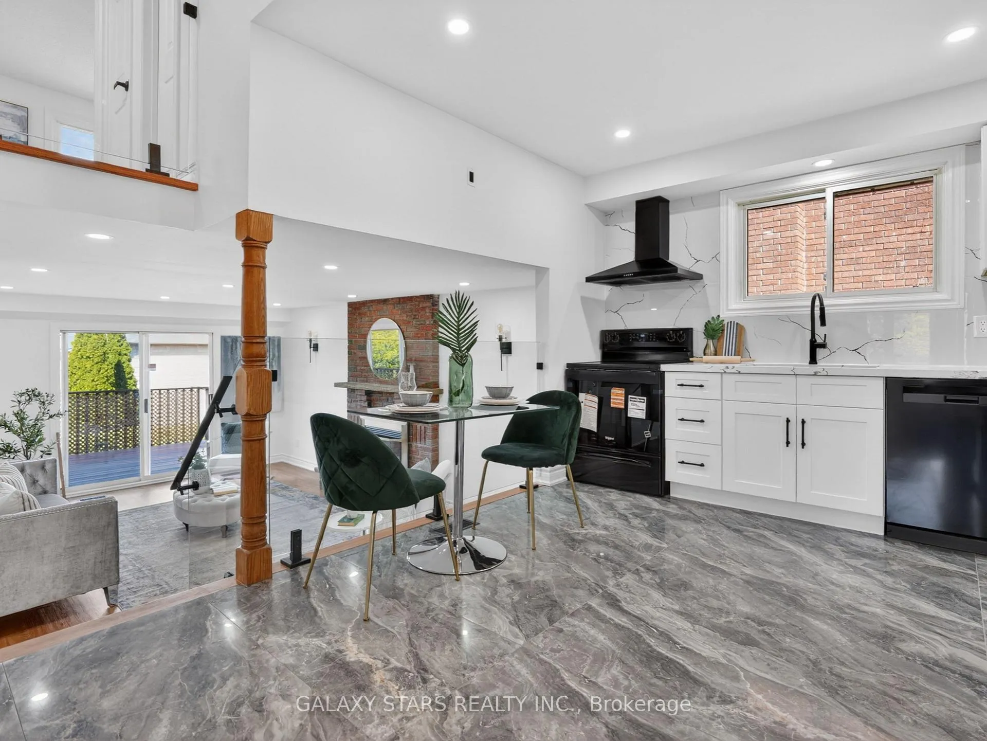 Photo 18 of 330 Cumberland Court, Oshawa, Donevan — HOMEH