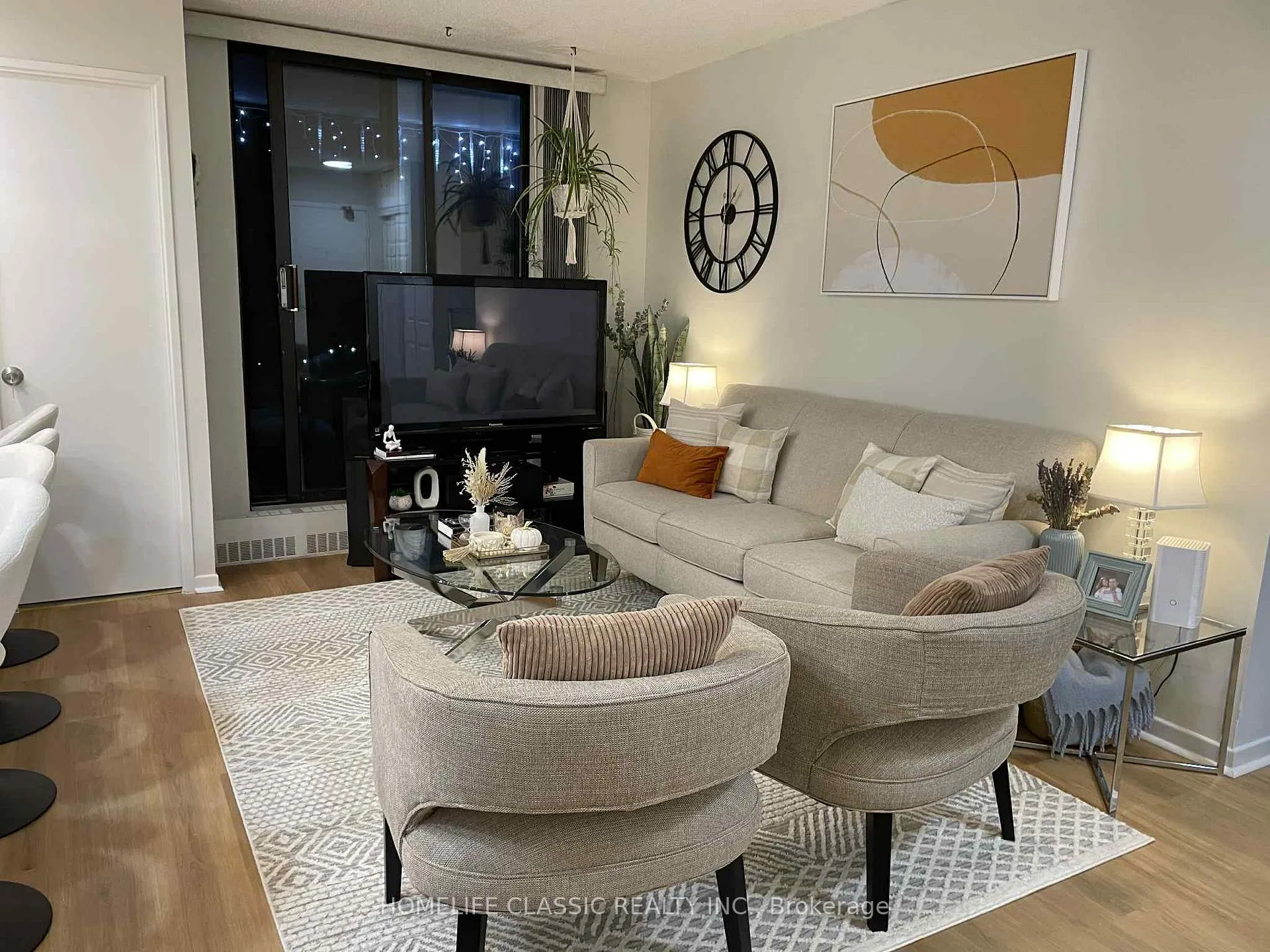 Photo 2 of Unit 603, 90 Ling Road, Scarborough, West Hill — HOMEH