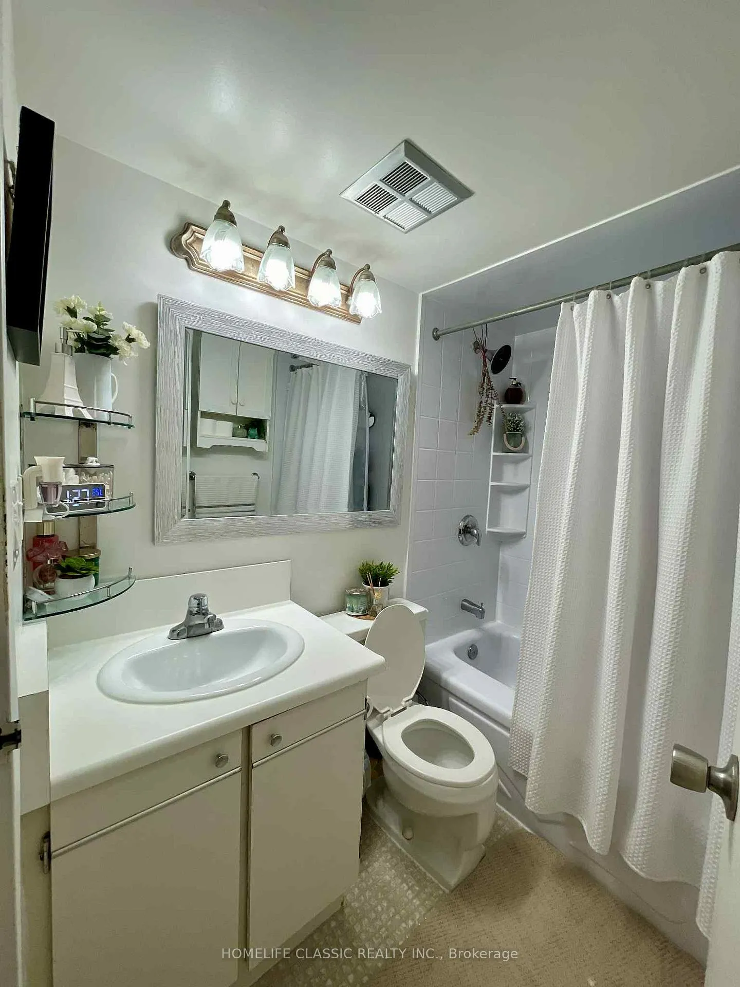 Photo 13 of Unit 603, 90 Ling Road, Scarborough, West Hill — HOMEH