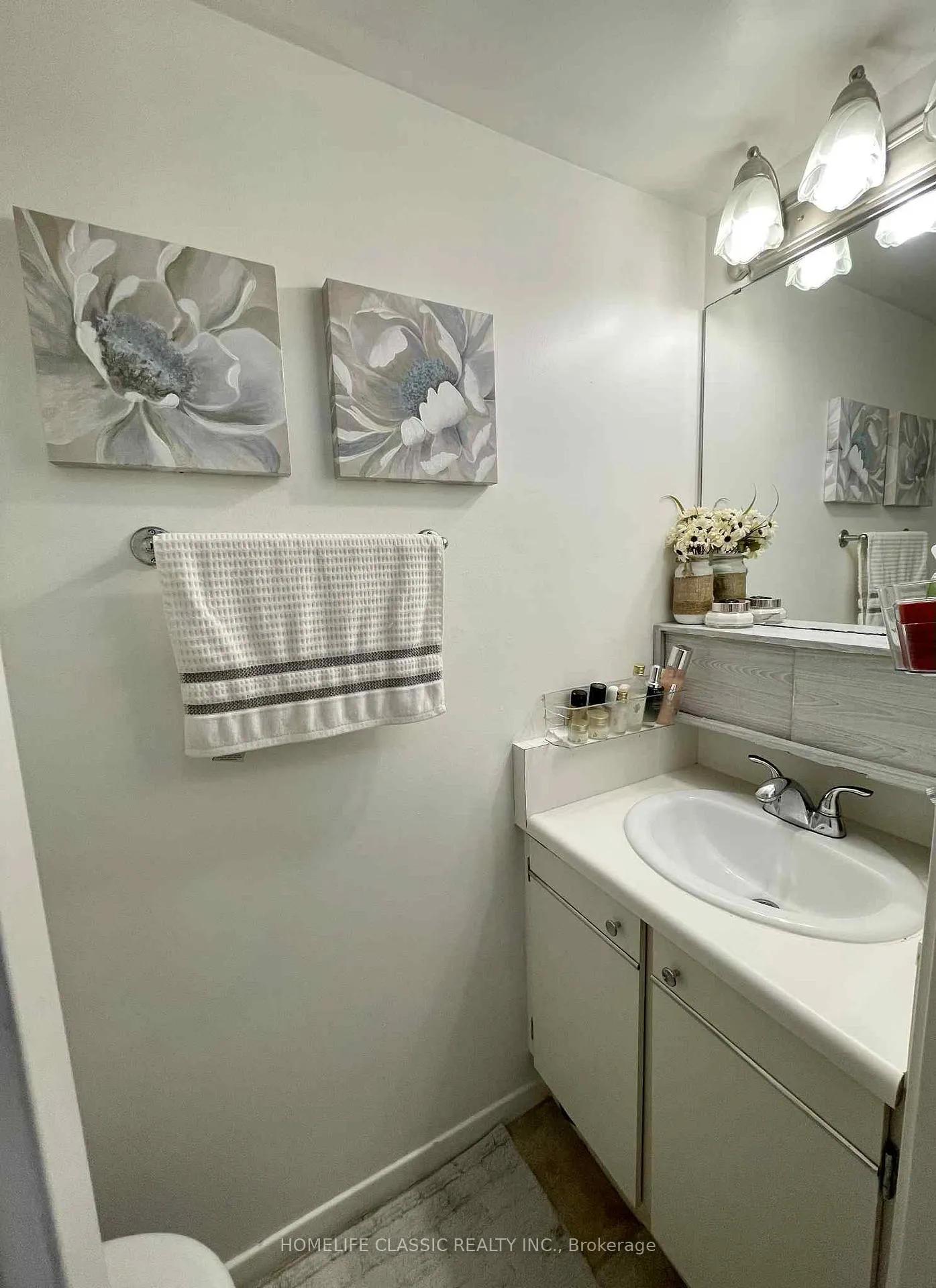 Photo 15 of Unit 603, 90 Ling Road, Scarborough, West Hill — HOMEH