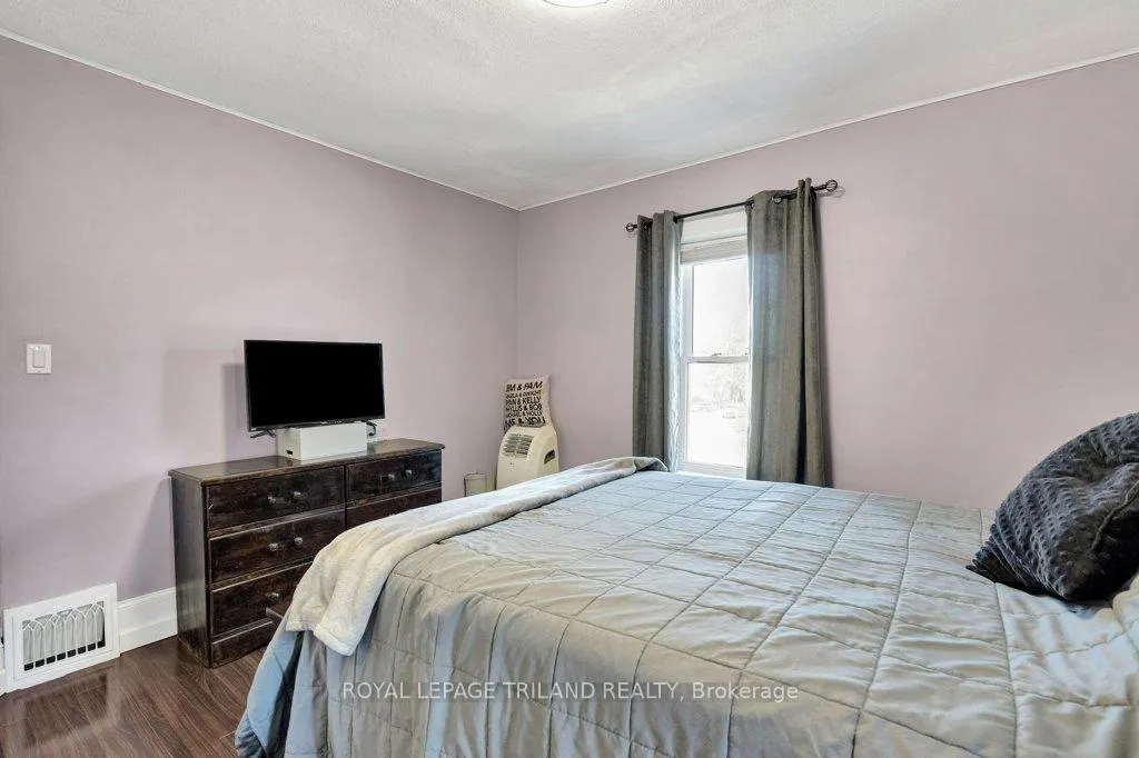 Photo 36 of 311 Warwick Street, Warwick, Watford — HOMEH