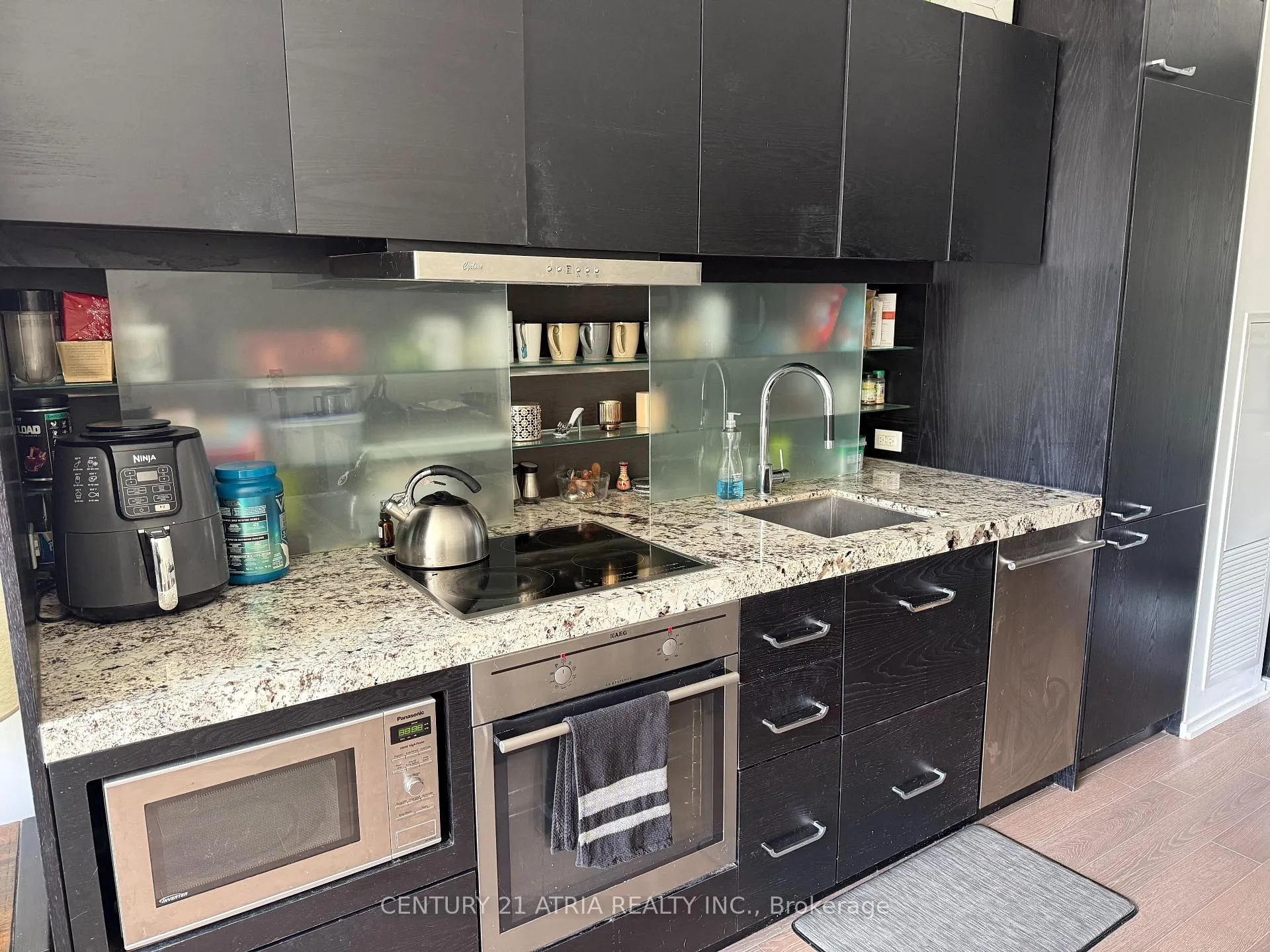 Photo 3 of Unit 601, 45 Charles Street E, Toronto, Church-Yonge Corridor — HOMEH