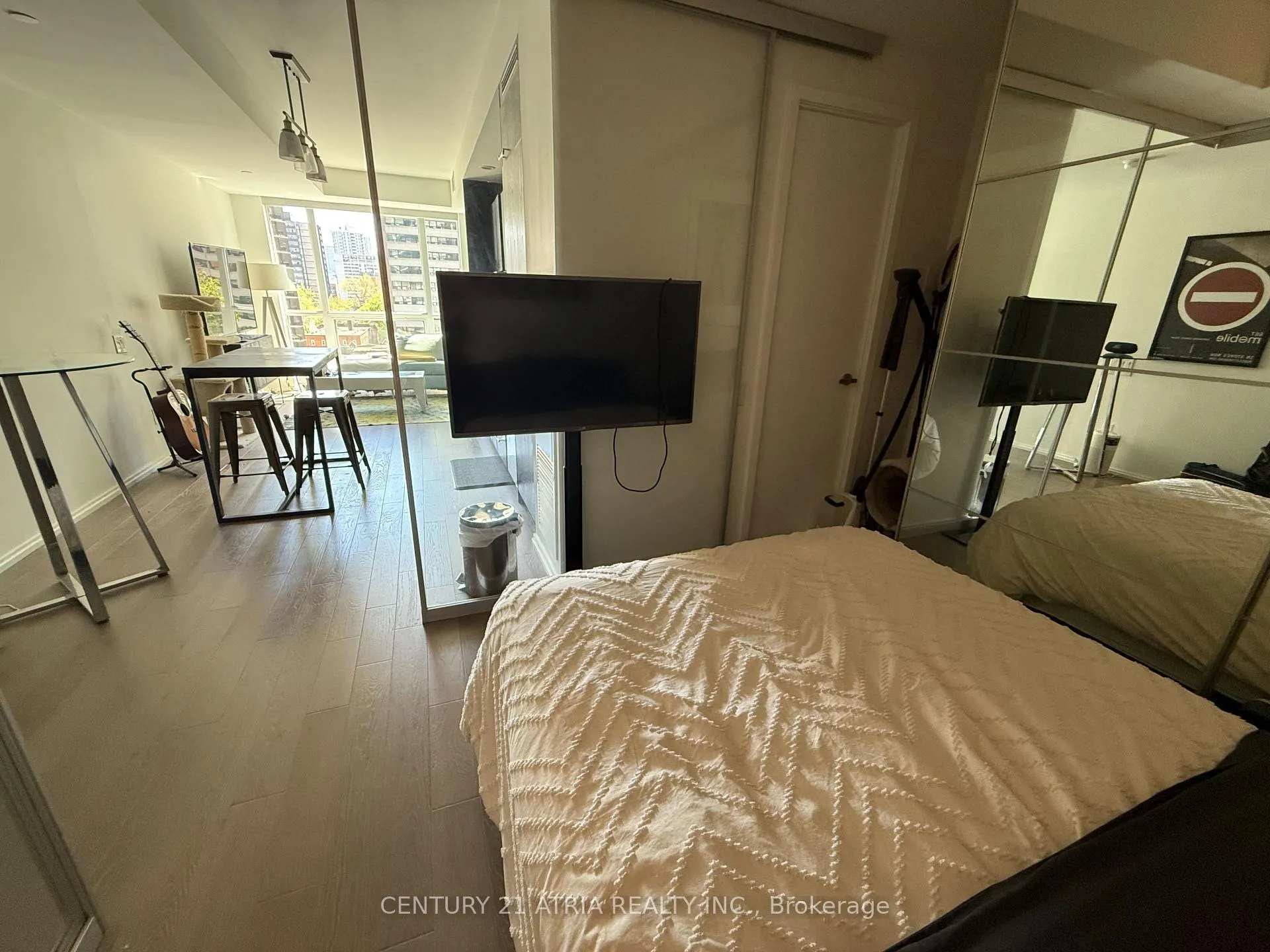 Photo 10 of Unit 601, 45 Charles Street E, Toronto, Church-Yonge Corridor — HOMEH