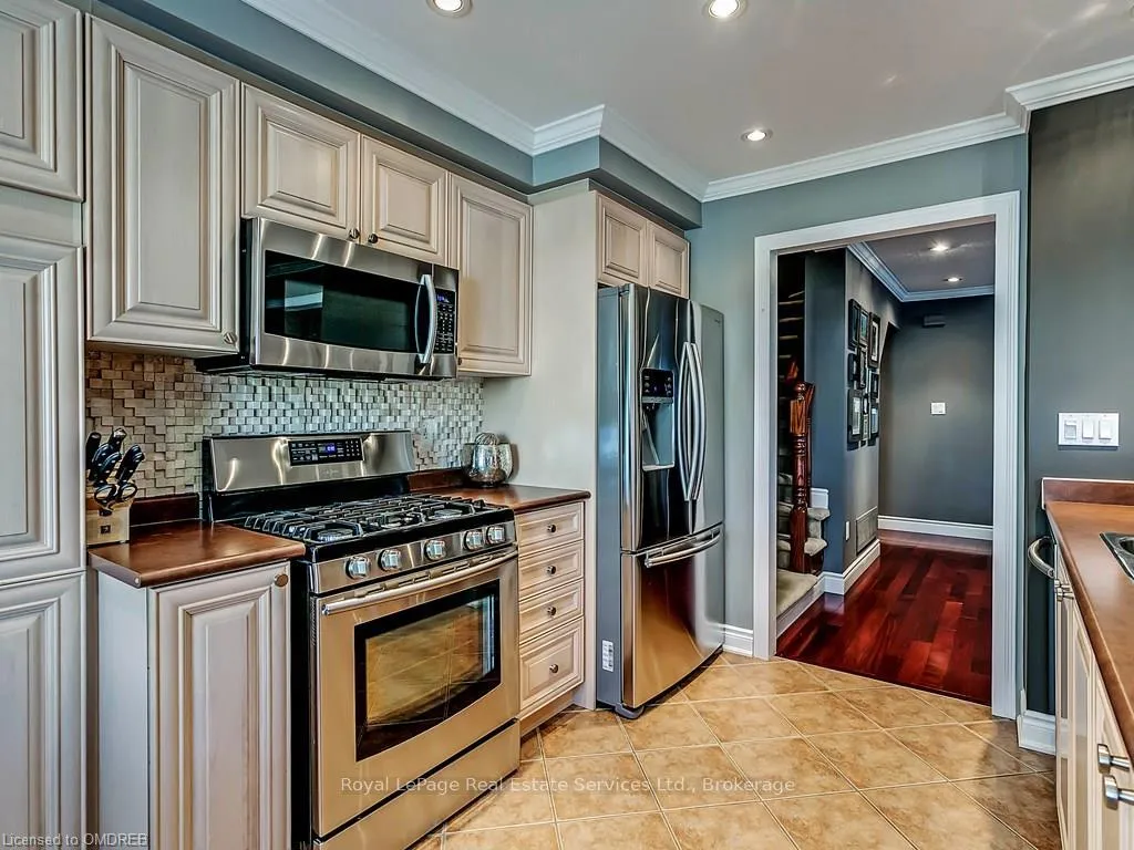 Photo 6 of 3052 Drumloch Avenue, Oakville, Bronte Creek — HOMEH