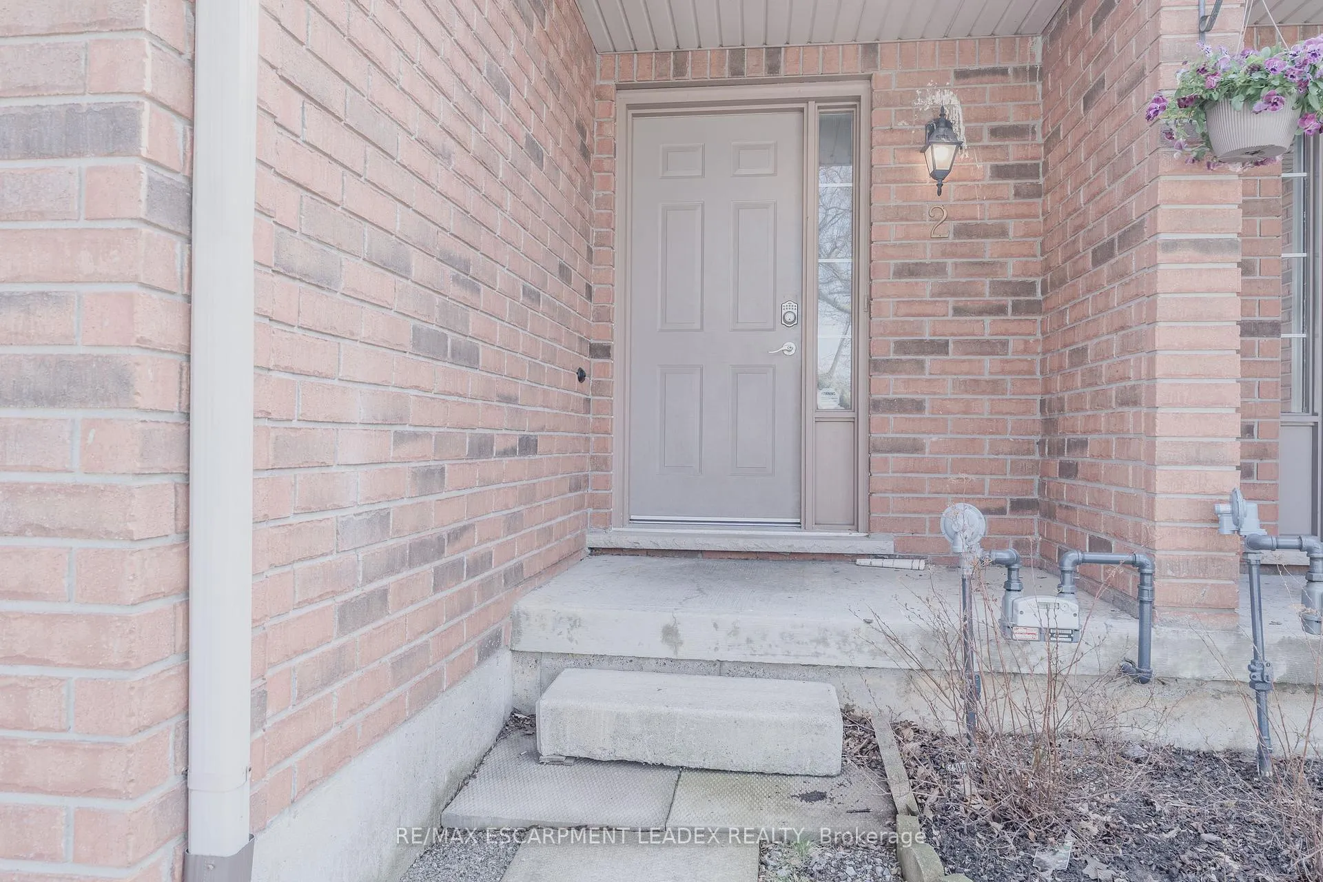Photo 2 of Unit 2, 171 Highbury Drive, Hamilton, Stoney Creek Mountain — HOMEH