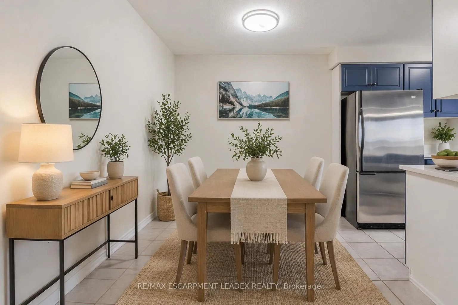 Photo 7 of Unit 2, 171 Highbury Drive, Hamilton, Stoney Creek Mountain — HOMEH