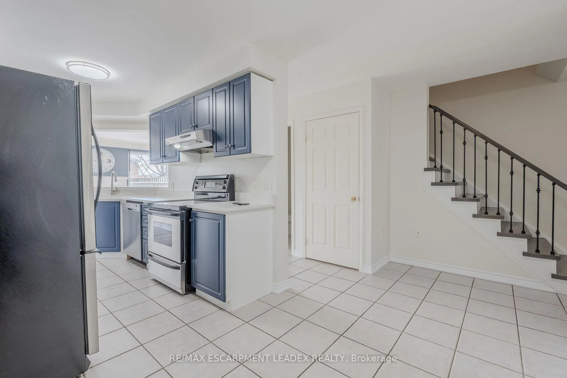Photo 9 of Unit 2, 171 Highbury Drive, Hamilton, Stoney Creek Mountain — HOMEH