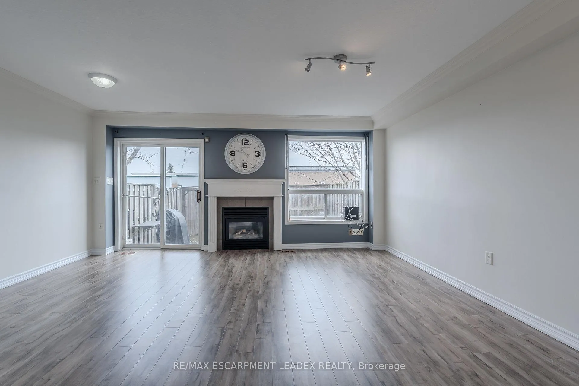 Photo 12 of Unit 2, 171 Highbury Drive, Hamilton, Stoney Creek Mountain — HOMEH