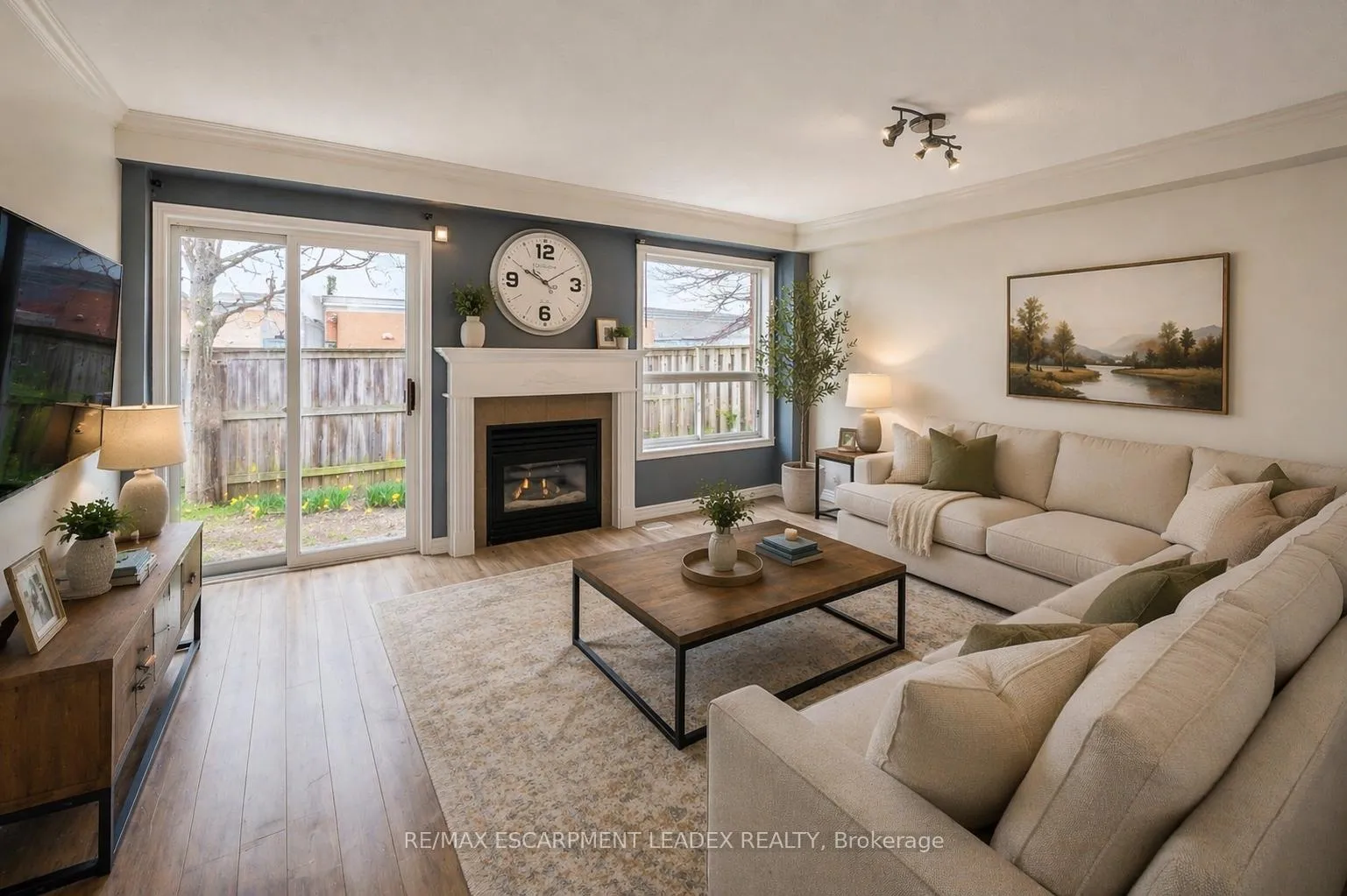 Photo 15 of Unit 2, 171 Highbury Drive, Hamilton, Stoney Creek Mountain — HOMEH