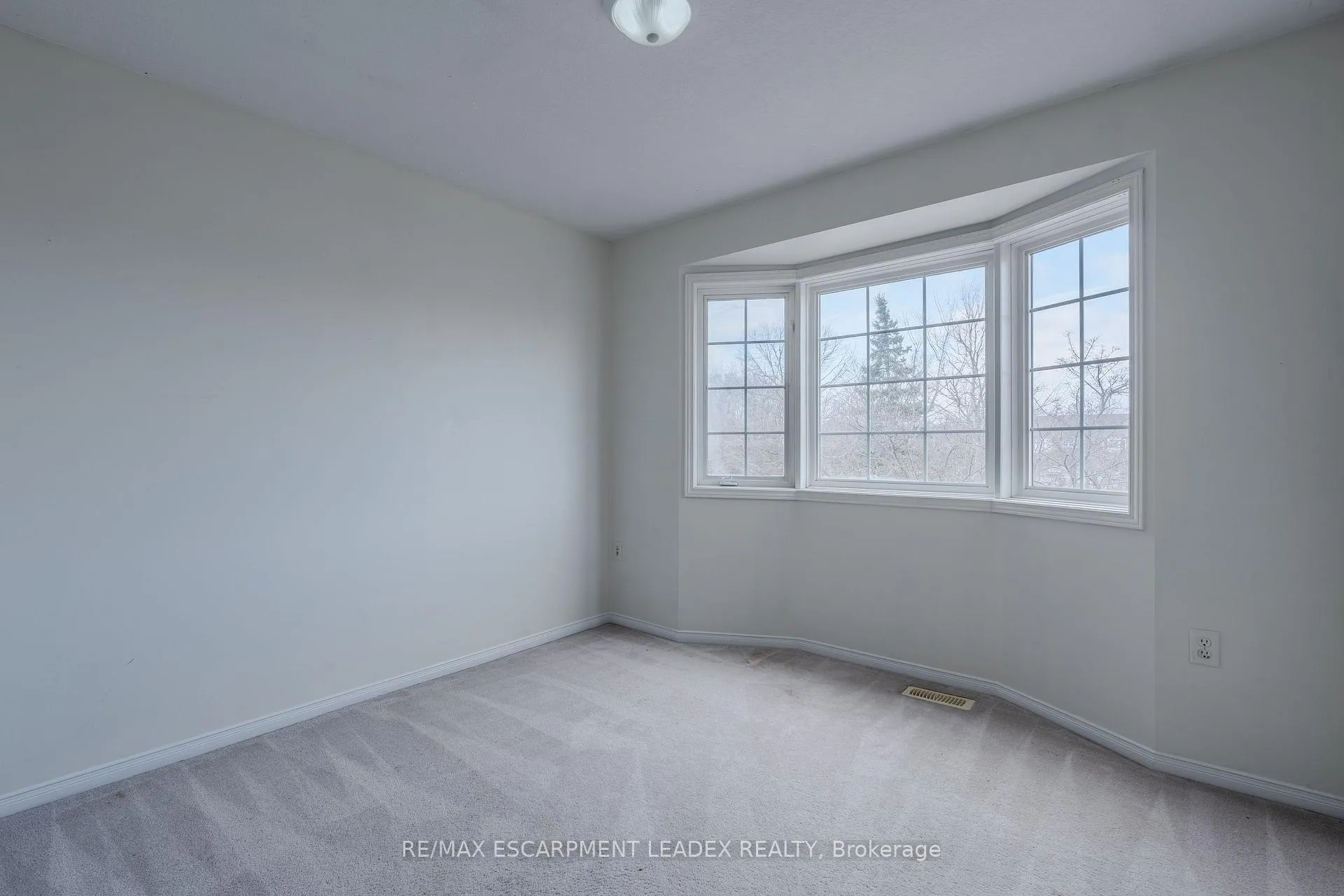 Photo 24 of Unit 2, 171 Highbury Drive, Hamilton, Stoney Creek Mountain — HOMEH