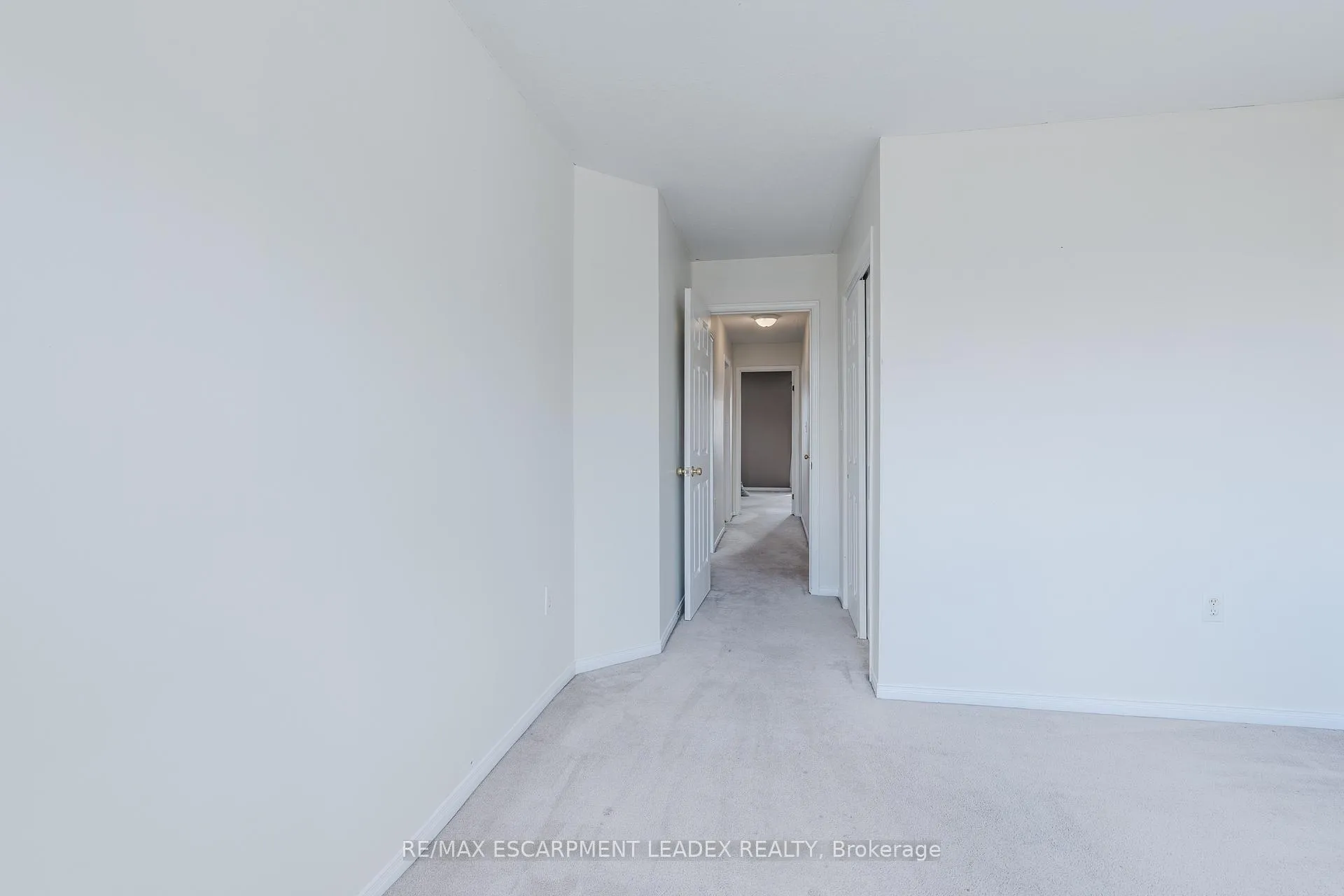 Photo 25 of Unit 2, 171 Highbury Drive, Hamilton, Stoney Creek Mountain — HOMEH