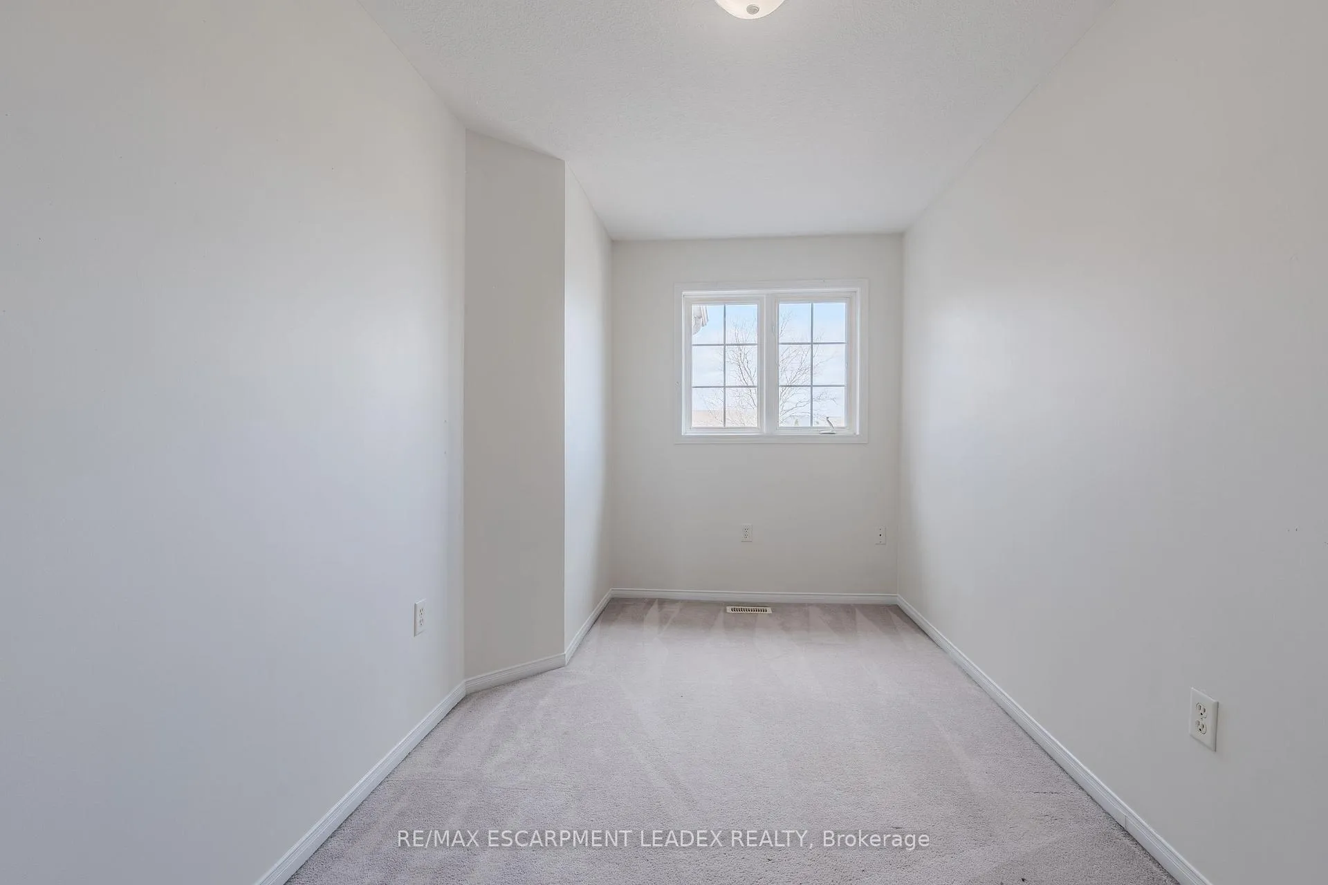Photo 29 of Unit 2, 171 Highbury Drive, Hamilton, Stoney Creek Mountain — HOMEH