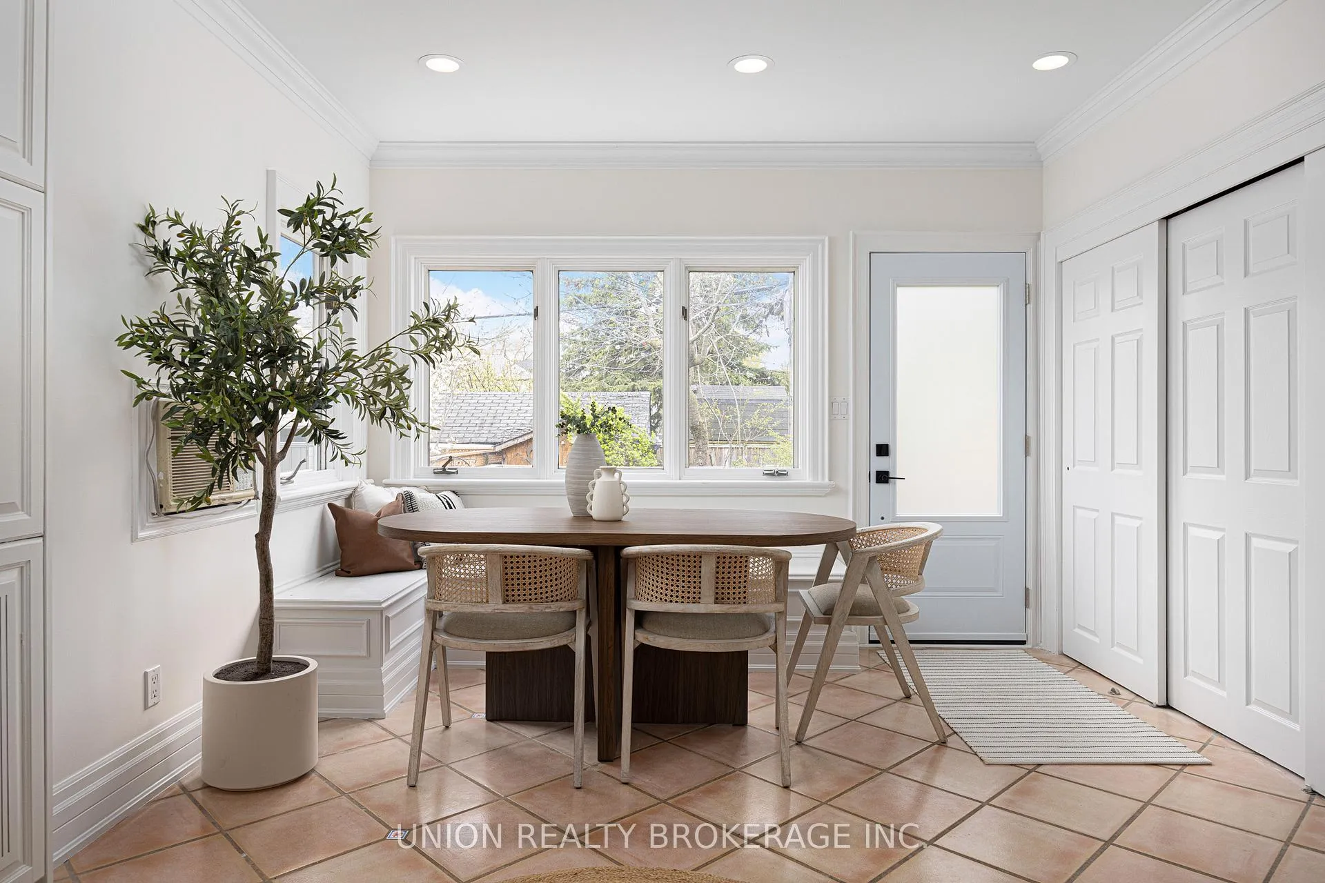 Photo 13 of 212 Dewhurst Boulevard, Toronto, Danforth Village-East York — HOMEH