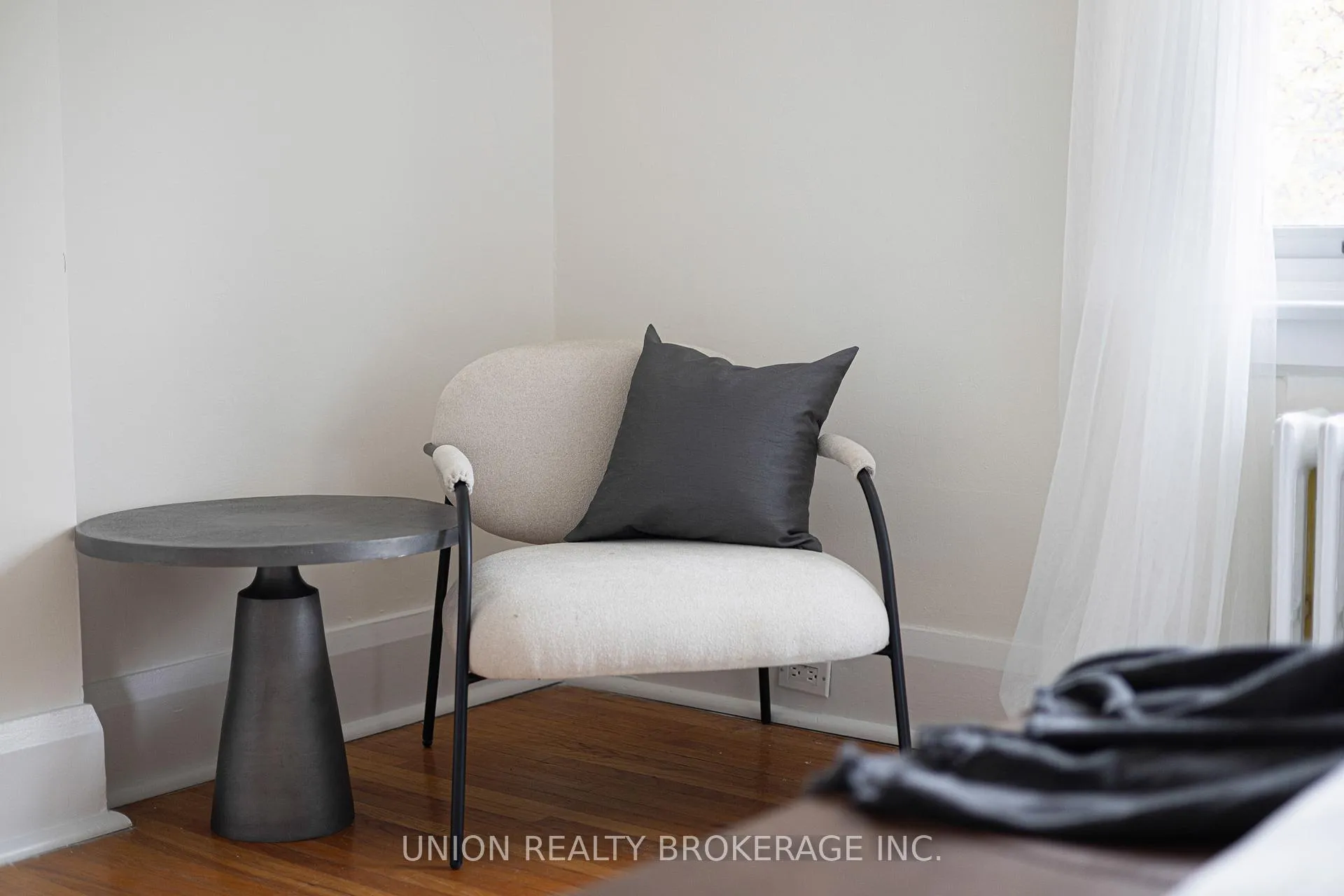 Photo 20 of 212 Dewhurst Boulevard, Toronto, Danforth Village-East York — HOMEH