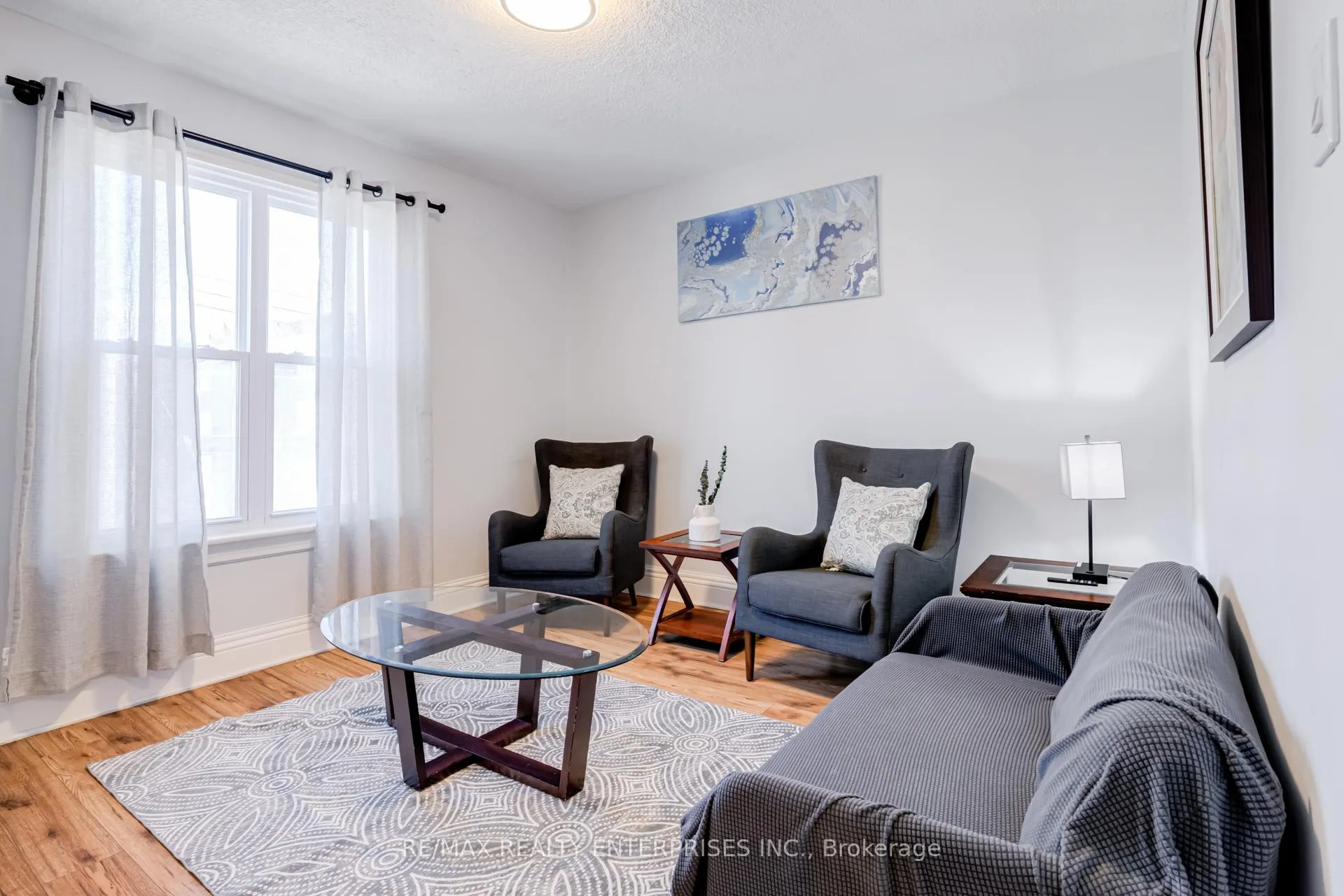 Photo 18 of 20 Sherman Avenue S, Hamilton, Gibson — HOMEH