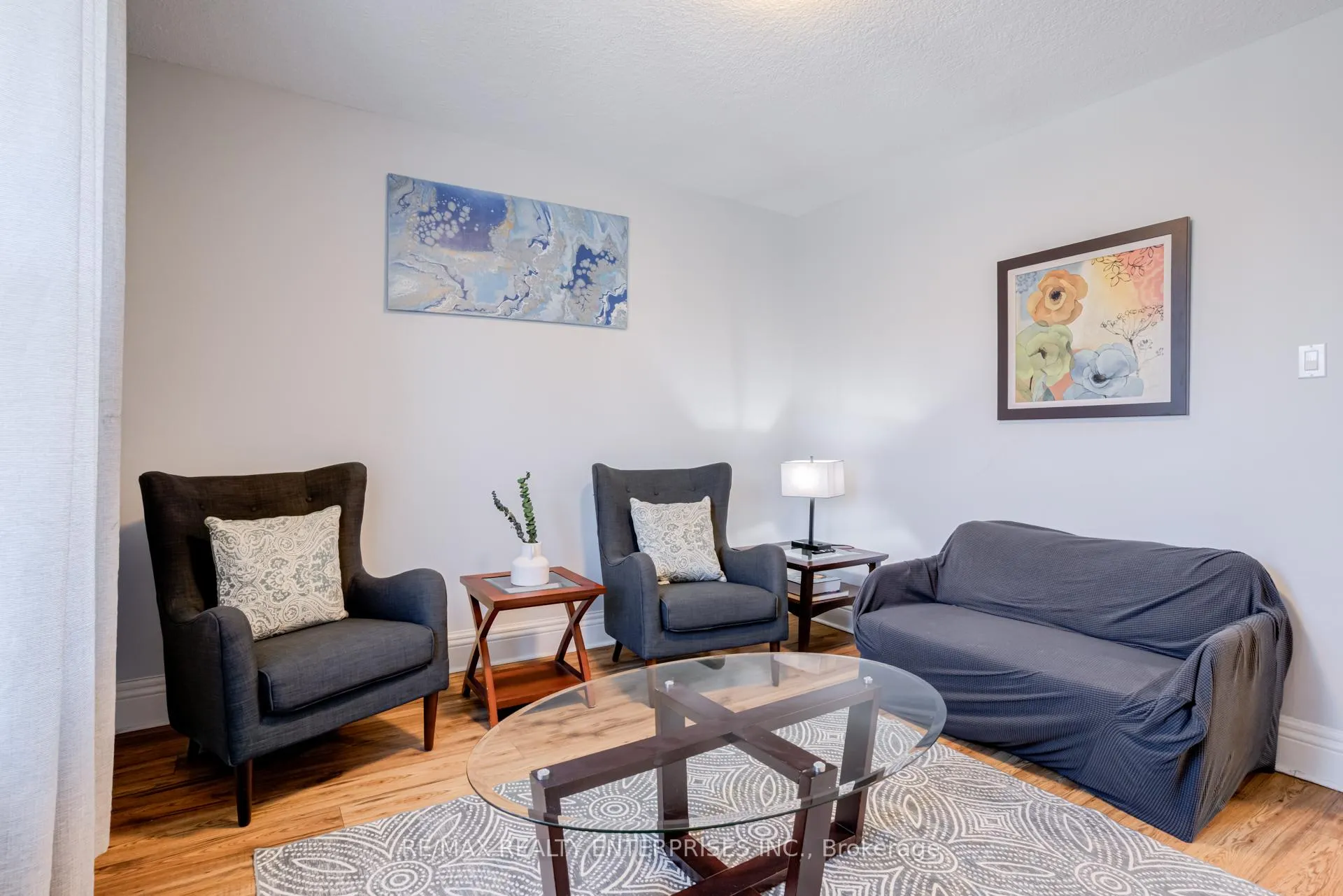 Photo 19 of 20 Sherman Avenue S, Hamilton, Gibson — HOMEH