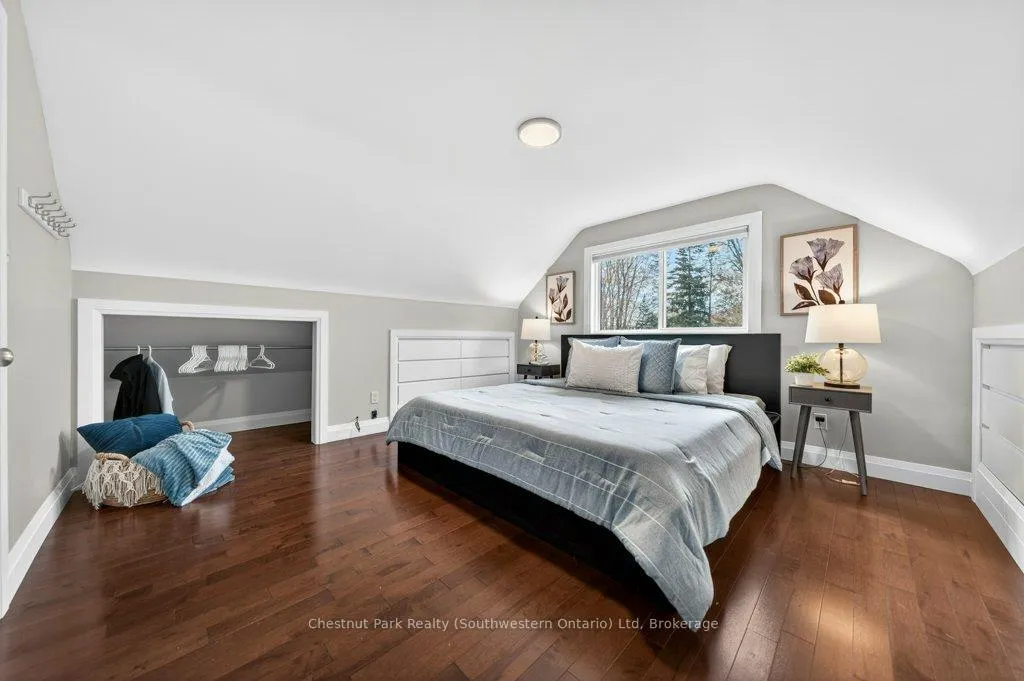 Photo 3 of 76 Freeman Avenue, Guelph, Riverside Park — HOMEH