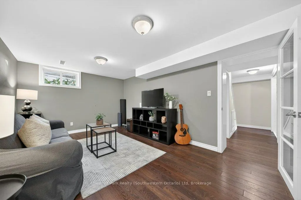 Photo 4 of 76 Freeman Avenue, Guelph, Riverside Park — HOMEH