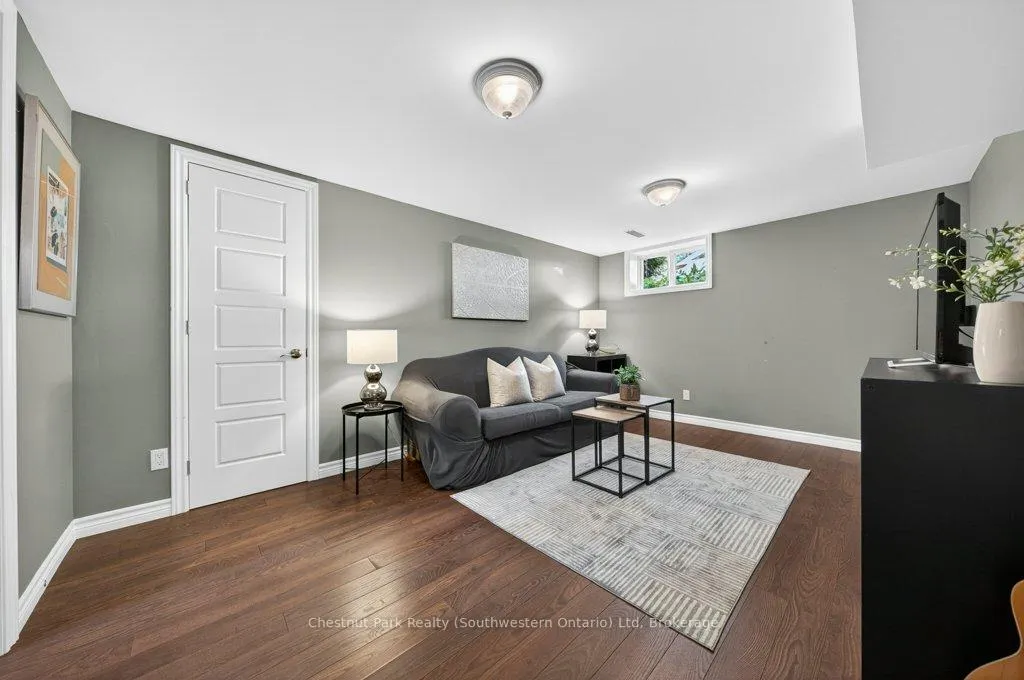 Photo 37 of 76 Freeman Avenue, Guelph, Riverside Park — HOMEH