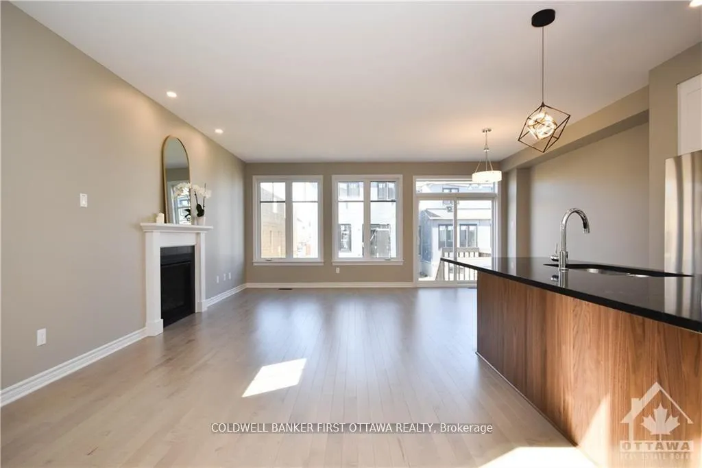 Photo 4 of 183 Angelonia Crescent, Ottawa, Blossom Park/Kemp Park/Findlay Creek — HOMEH
