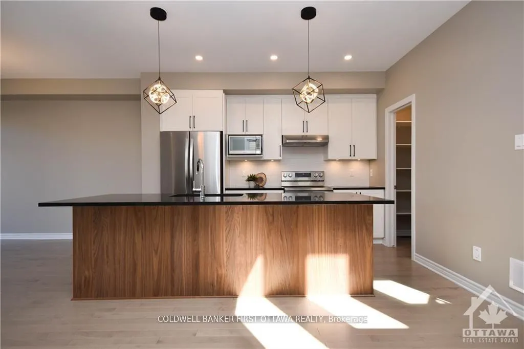Photo 5 of 183 Angelonia Crescent, Ottawa, Blossom Park/Kemp Park/Findlay Creek — HOMEH