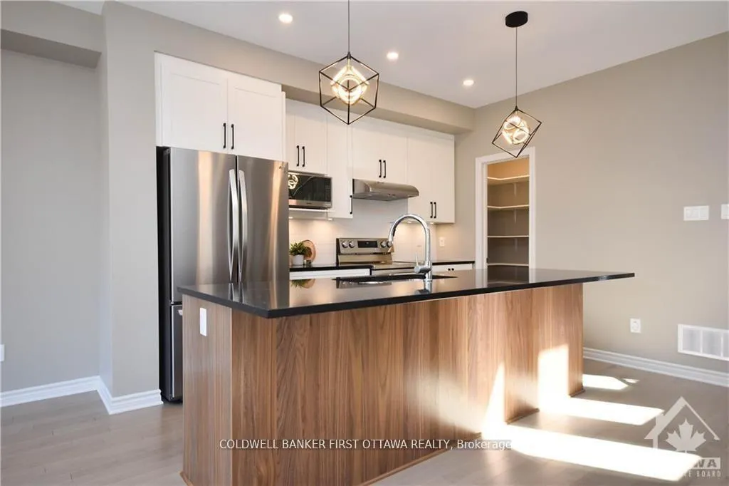 Photo 6 of 183 Angelonia Crescent, Ottawa, Blossom Park/Kemp Park/Findlay Creek — HOMEH