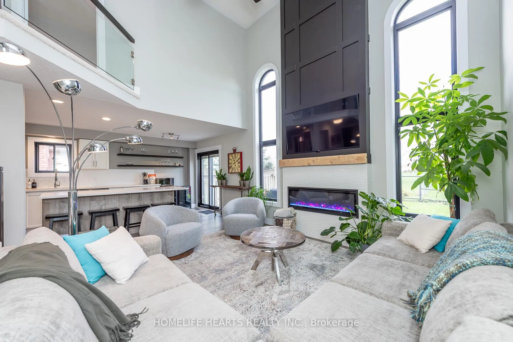 Photo 15 of 48 Baccarat Crescent, Brampton, Snelgrove — HOMEH