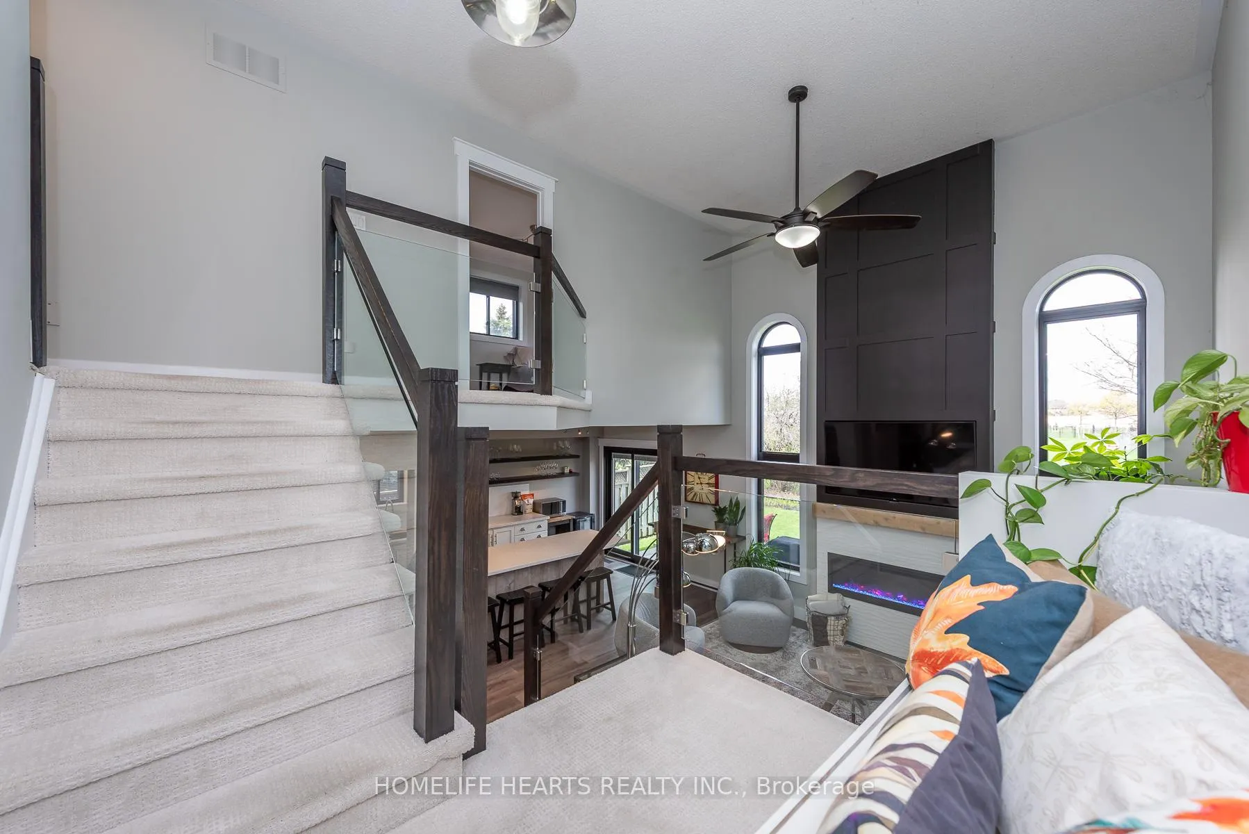 Photo 18 of 48 Baccarat Crescent, Brampton, Snelgrove — HOMEH