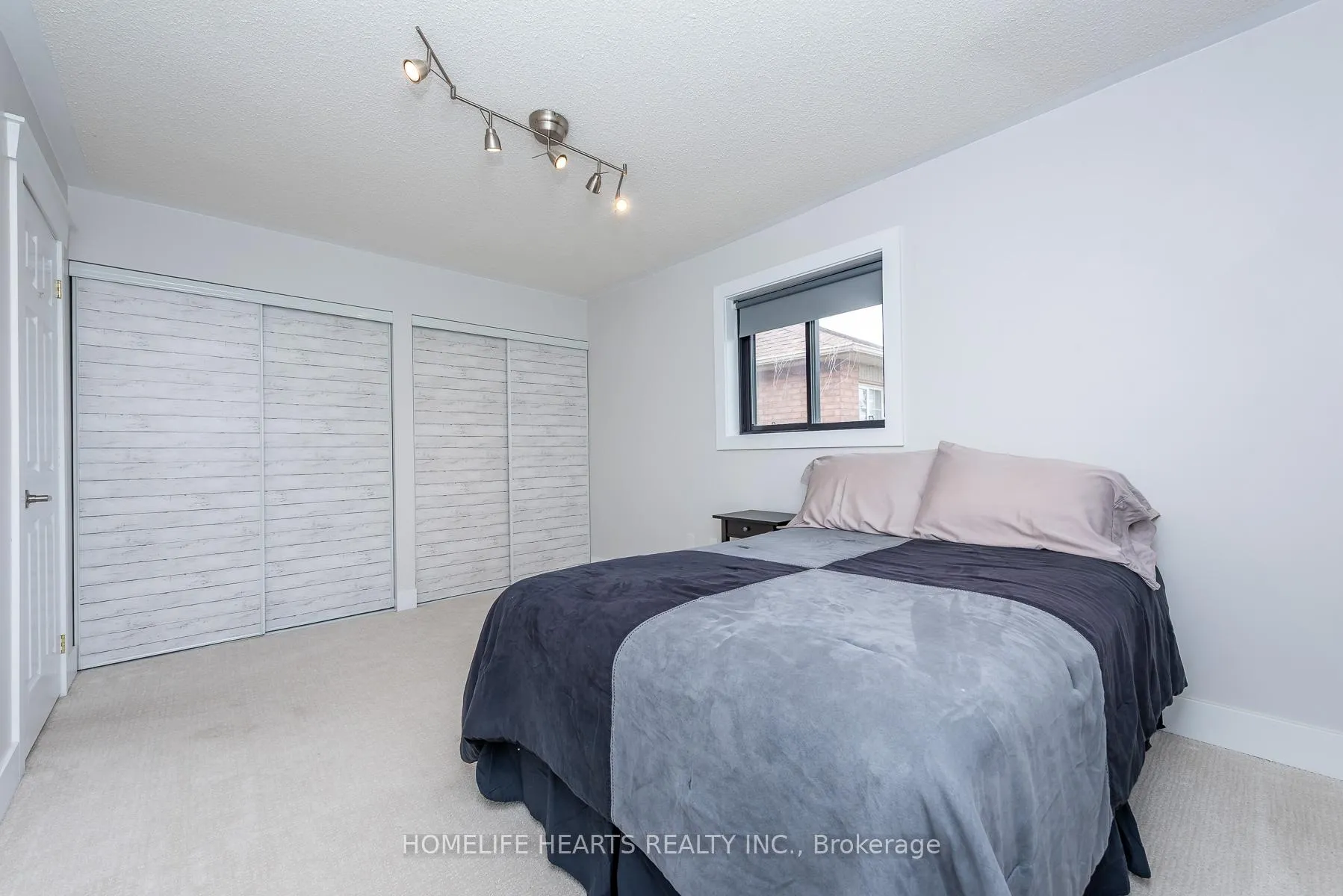 Photo 20 of 48 Baccarat Crescent, Brampton, Snelgrove — HOMEH