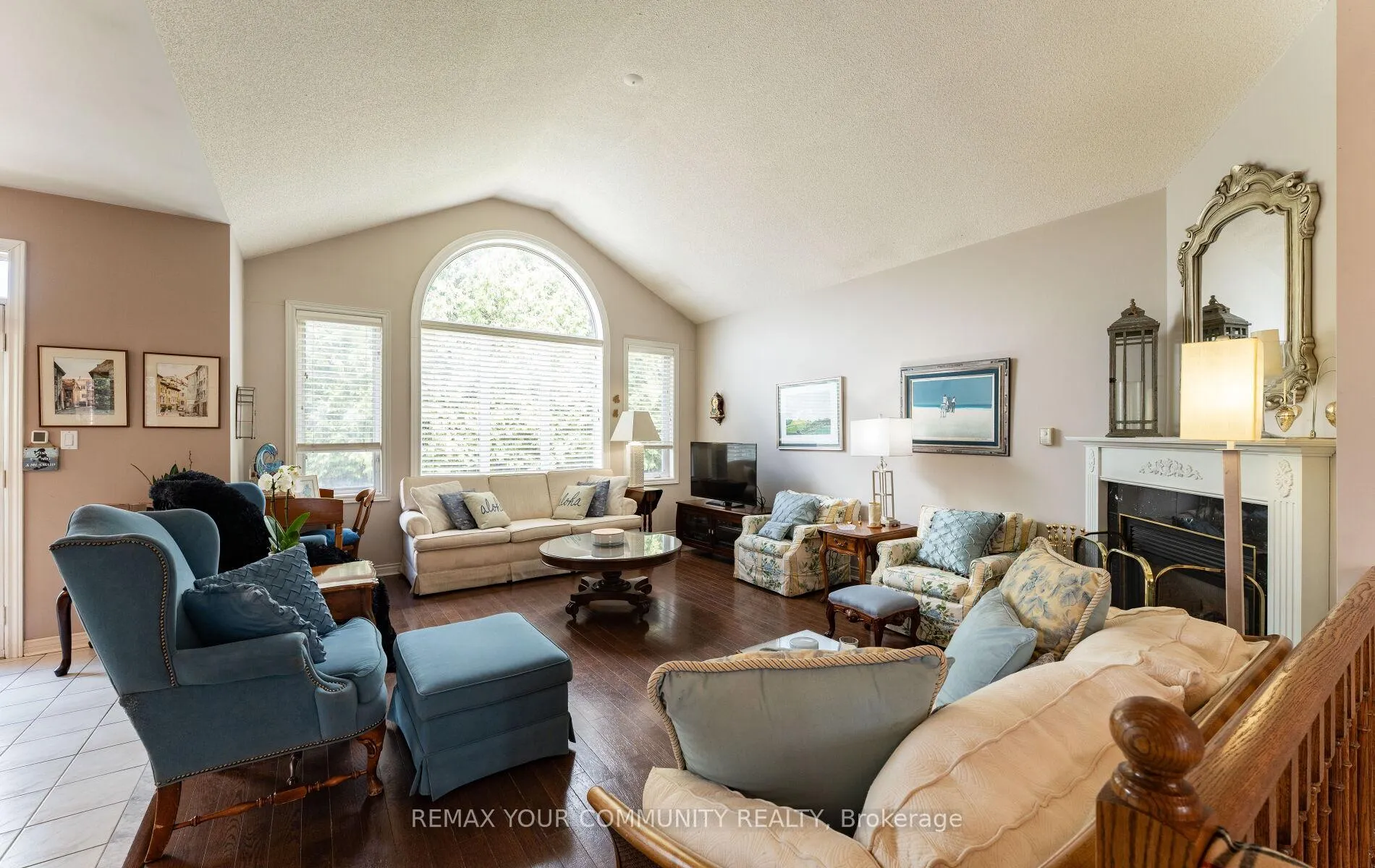 Photo 8 of 863 Shadrach Drive, Newmarket, Stonehaven-Wyndham — HOMEH