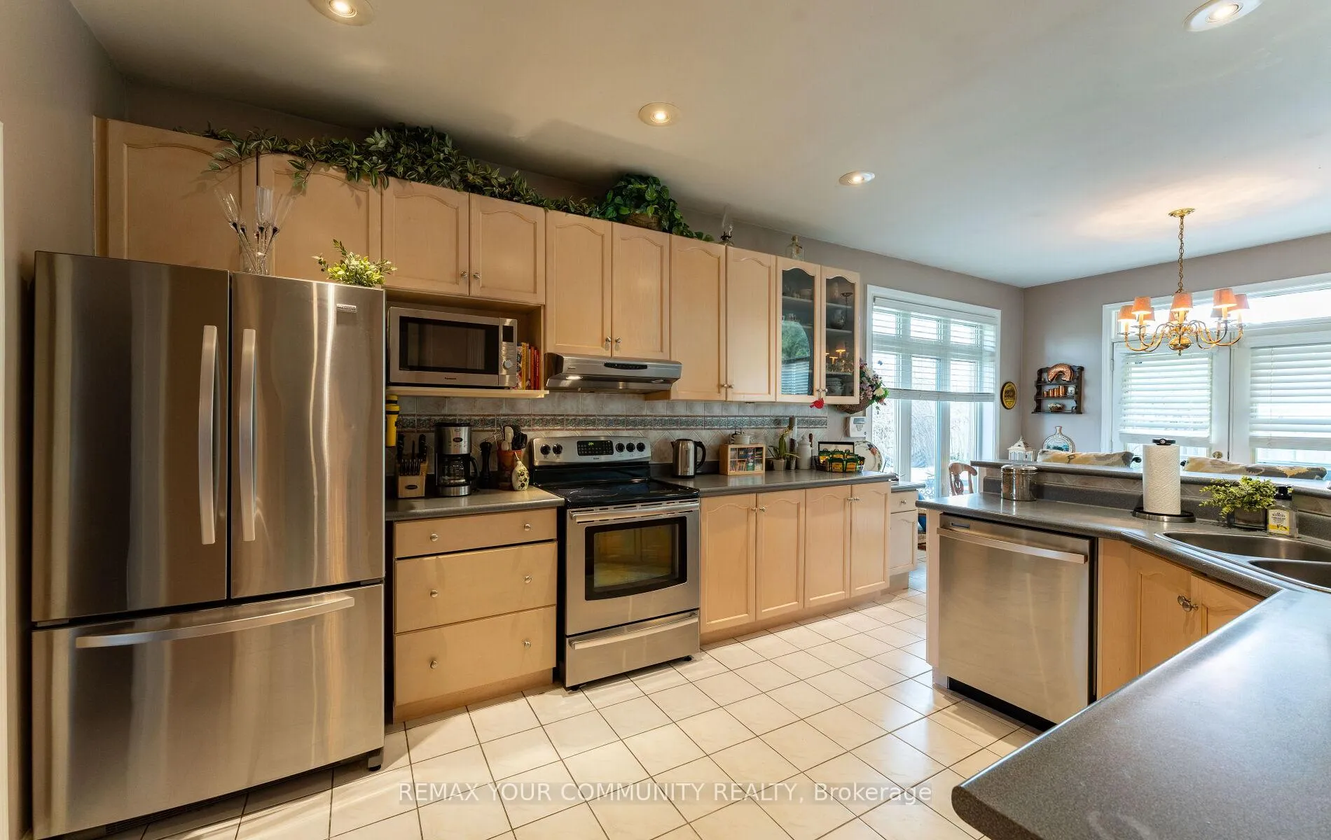Photo 14 of 863 Shadrach Drive, Newmarket, Stonehaven-Wyndham — HOMEH