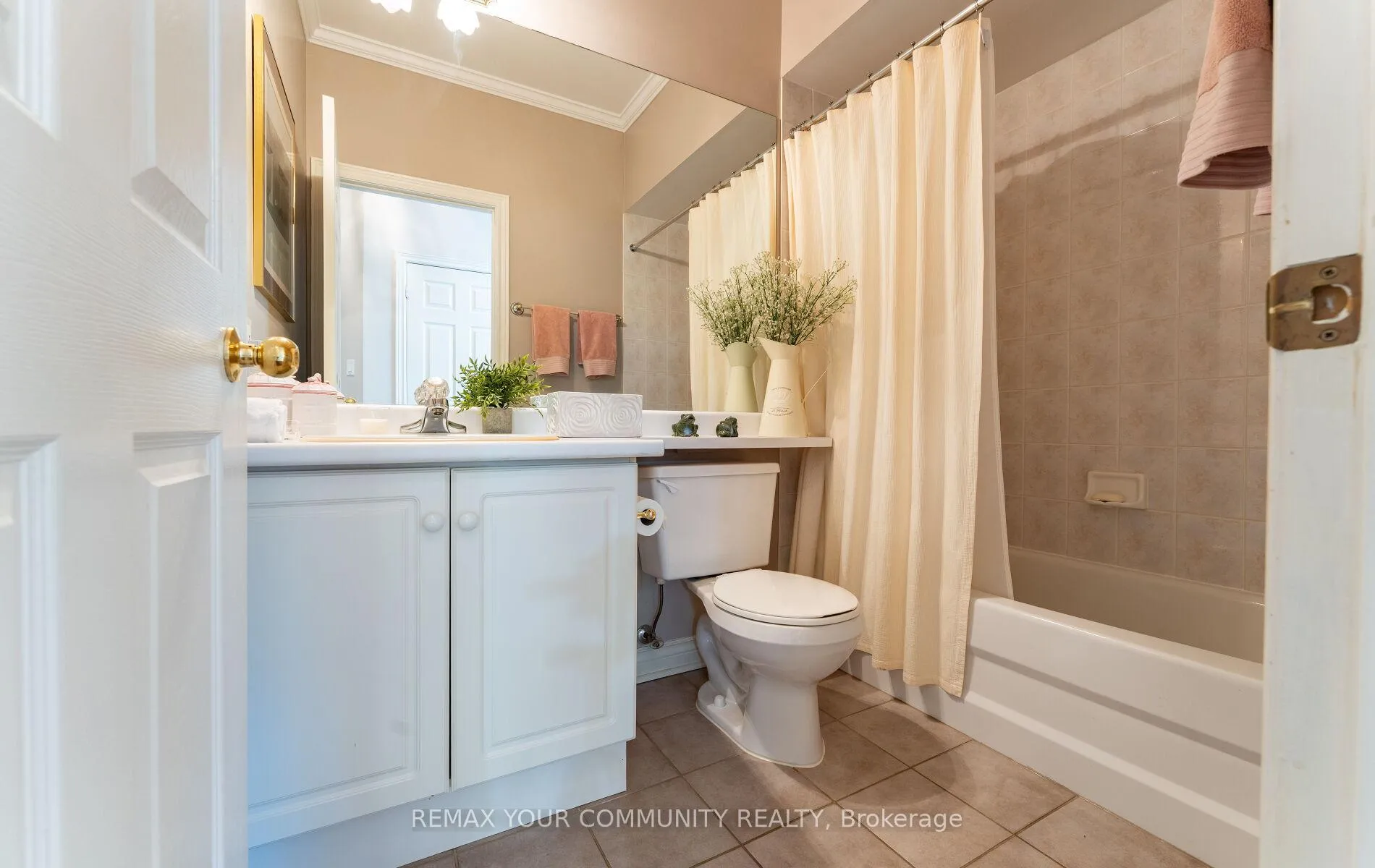 Photo 22 of 863 Shadrach Drive, Newmarket, Stonehaven-Wyndham — HOMEH