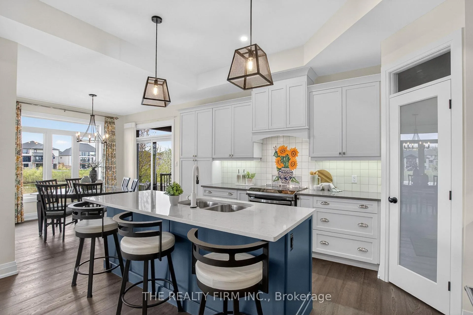 Photo 10 of 95 Mayapple Crescent, Middlesex Centre, Ilderton — HOMEH