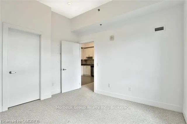 Photo 8 of Unit 809, 2490 Old Bronte Road, Oakville, Westmount — HOMEH