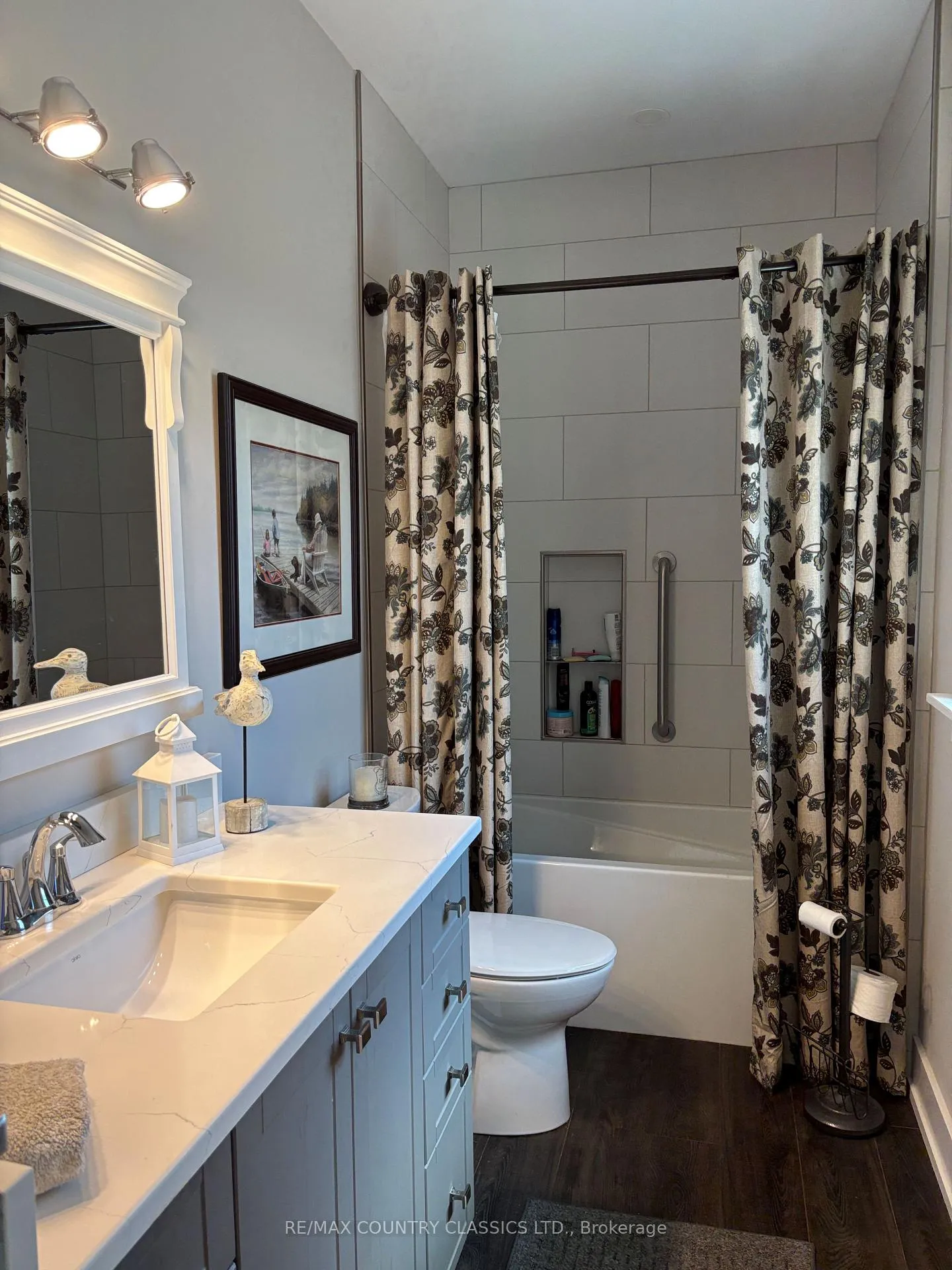 Photo 18 of 32 Bancroft Ridge Drive, Bancroft, Bancroft Ward — HOMEH