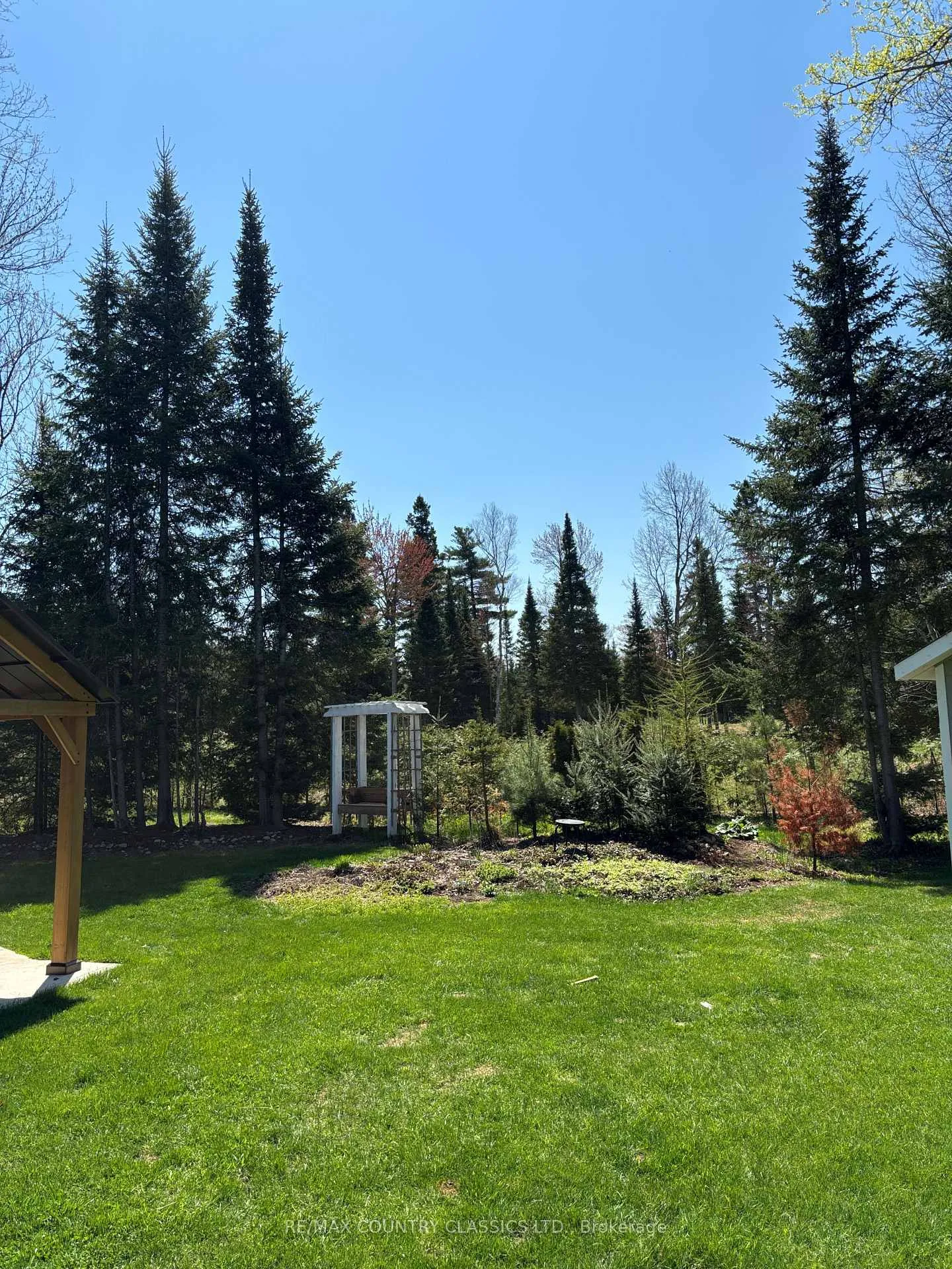 Photo 23 of 32 Bancroft Ridge Drive, Bancroft, Bancroft Ward — HOMEH