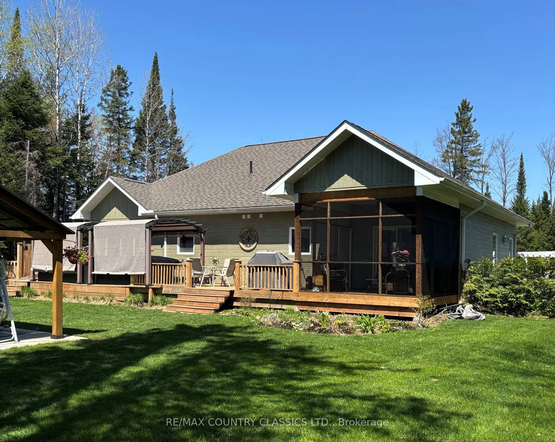 Photo 26 of 32 Bancroft Ridge Drive, Bancroft, Bancroft Ward — HOMEH