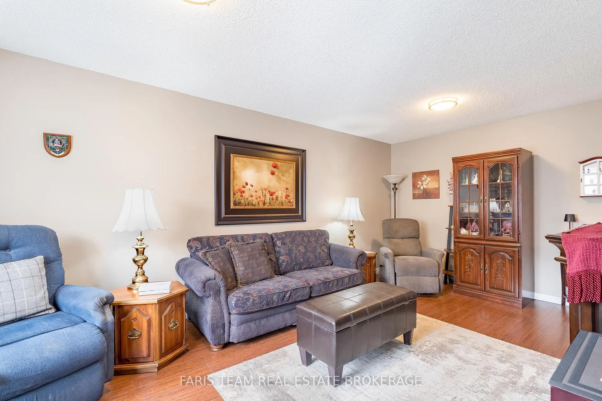 Photo 12 of 534 Wellington Street, Midland — HOMEH