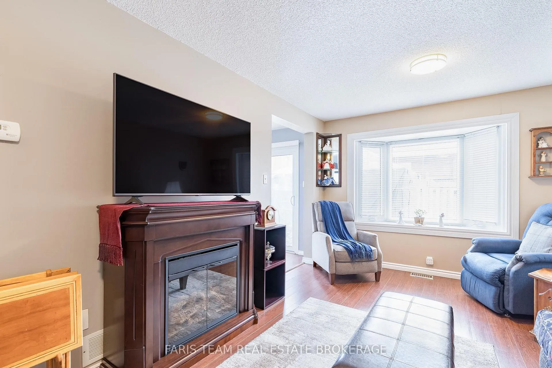 Photo 15 of 534 Wellington Street, Midland — HOMEH