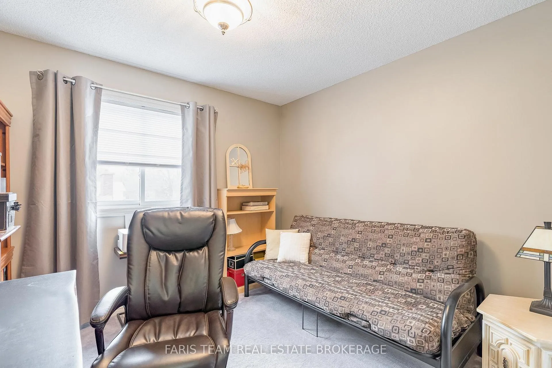 Photo 21 of 534 Wellington Street, Midland — HOMEH