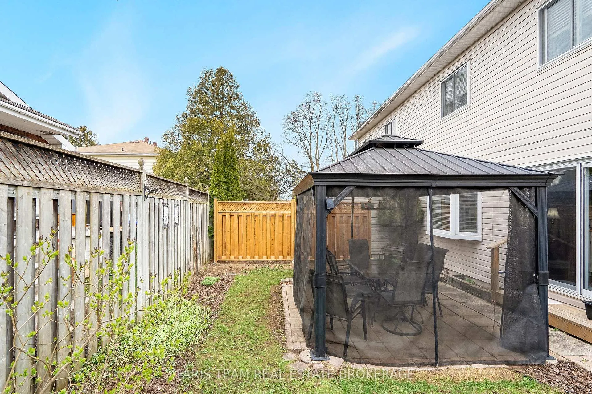 Photo 30 of 534 Wellington Street, Midland — HOMEH