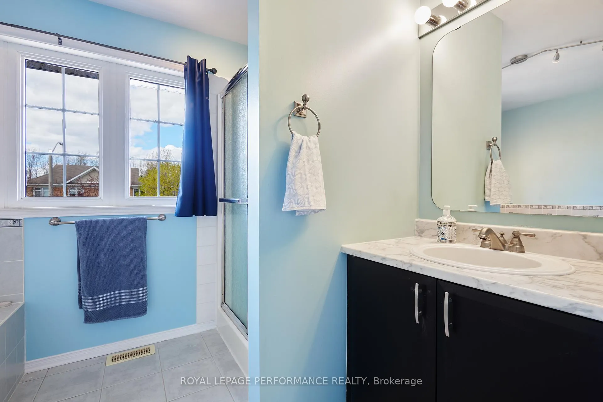 Photo 18 of 317 Parkin Circle, Ottawa, Blossom Park/Kemp Park/Findlay Creek — HOMEH
