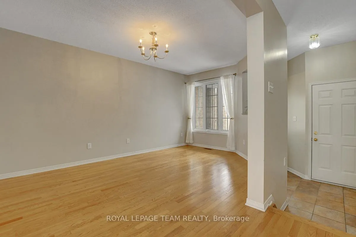 Photo 6 of 57 Cargrove Private, Ottawa, Carson Meadows — HOMEH