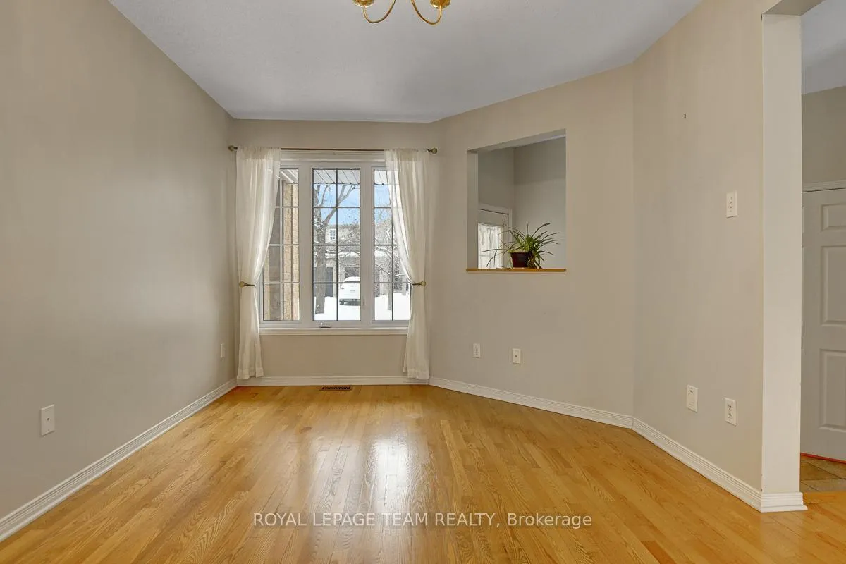 Photo 11 of 57 Cargrove Private, Ottawa, Carson Meadows — HOMEH