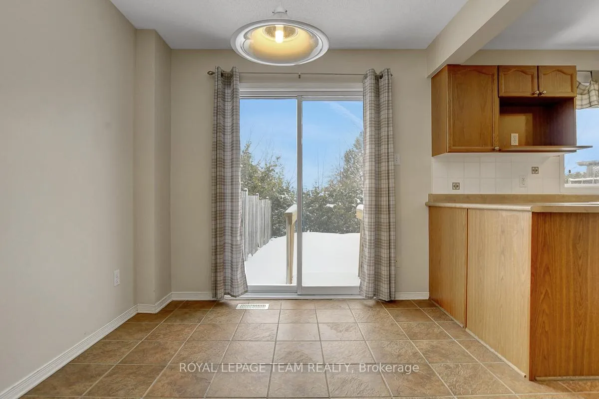 Photo 16 of 57 Cargrove Private, Ottawa, Carson Meadows — HOMEH
