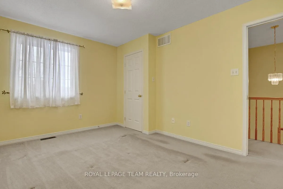 Photo 25 of 57 Cargrove Private, Ottawa, Carson Meadows — HOMEH