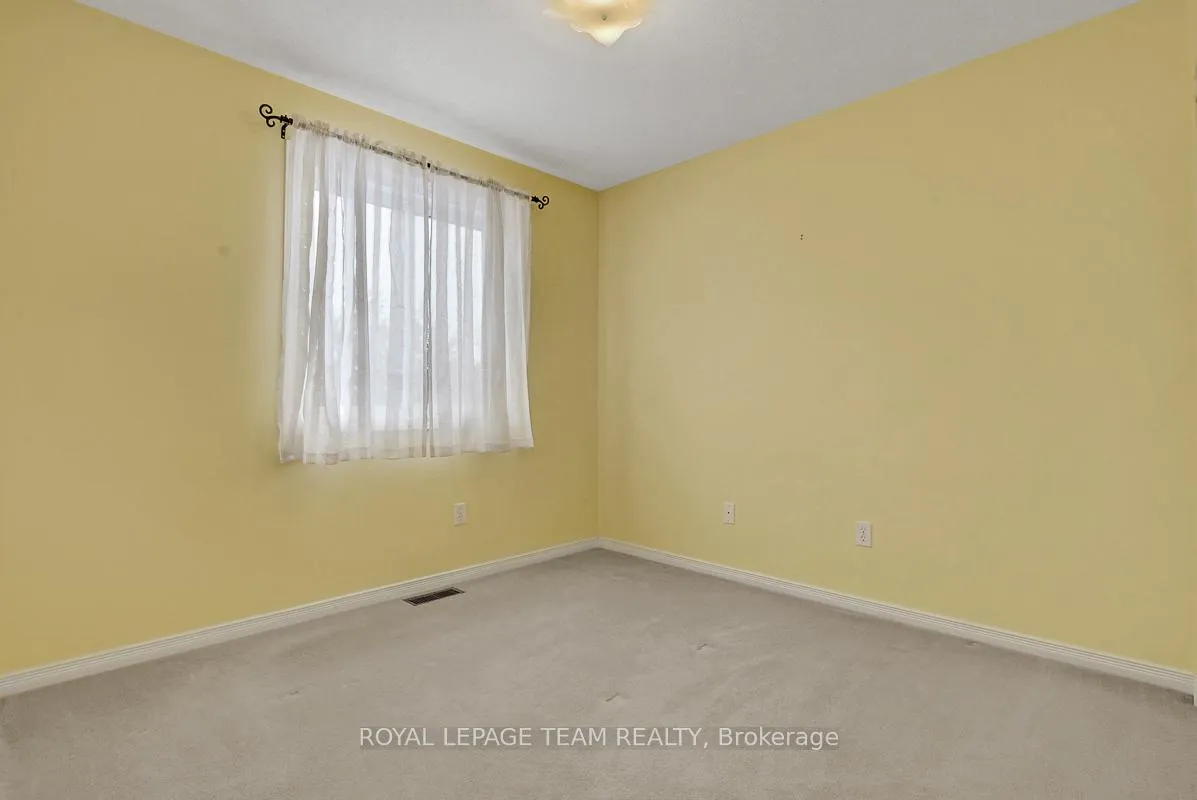 Photo 28 of 57 Cargrove Private, Ottawa, Carson Meadows — HOMEH