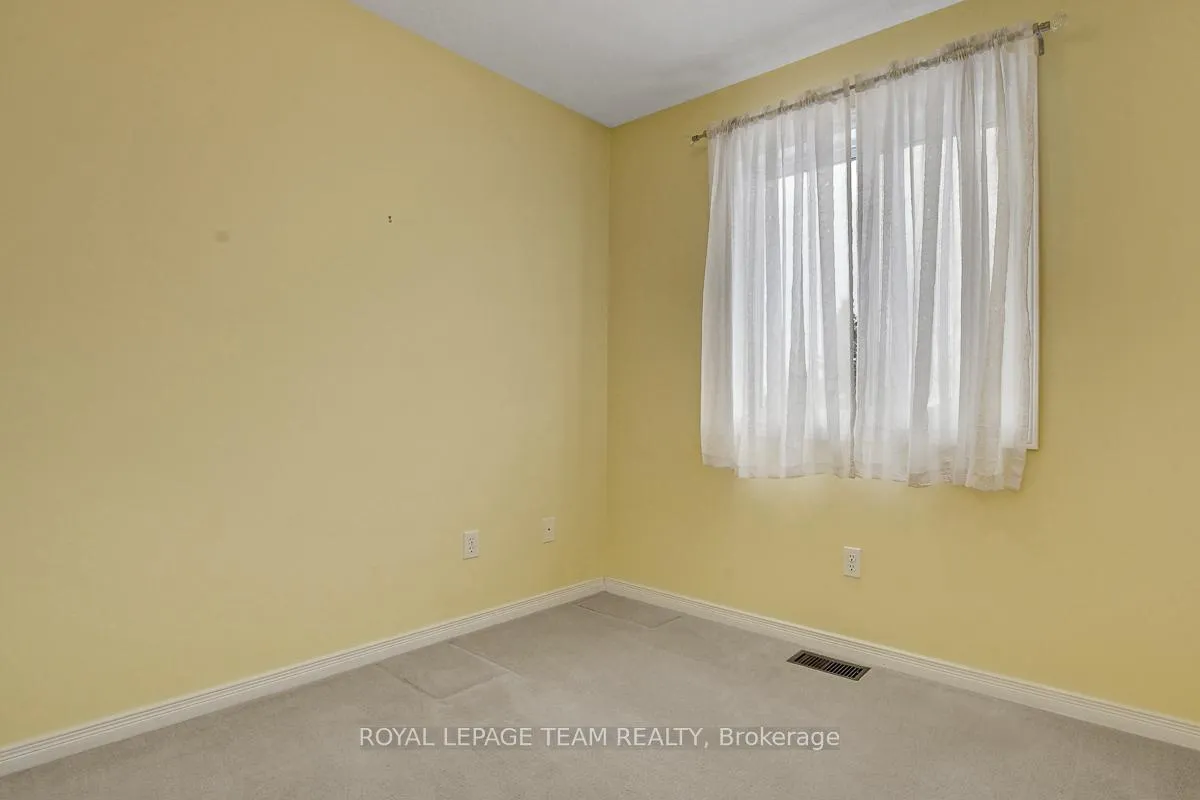 Photo 30 of 57 Cargrove Private, Ottawa, Carson Meadows — HOMEH