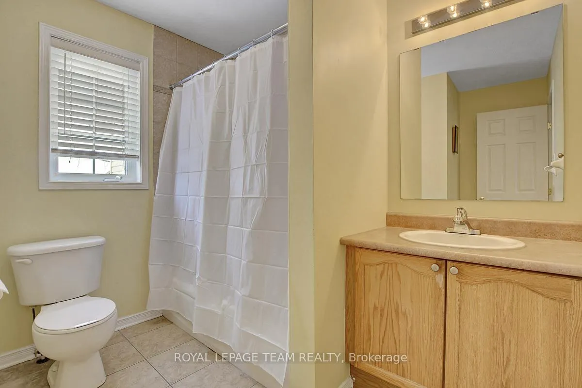 Photo 32 of 57 Cargrove Private, Ottawa, Carson Meadows — HOMEH