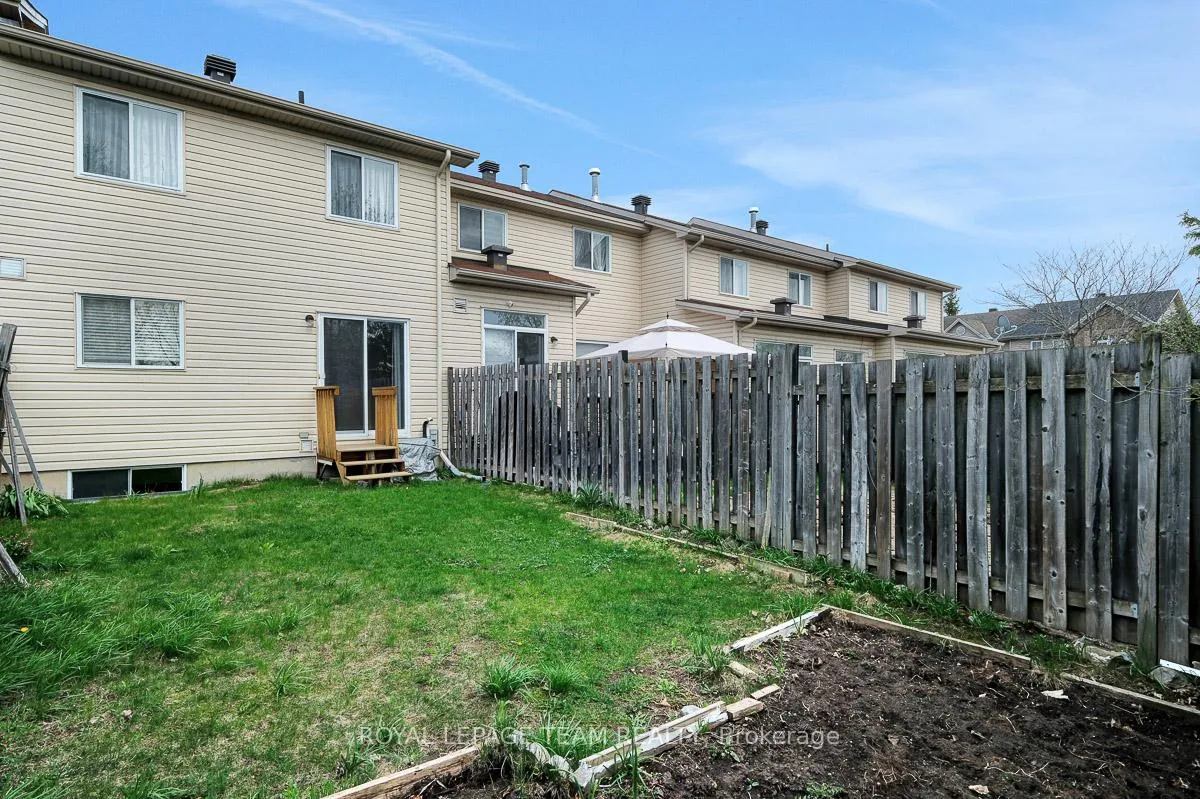 Photo 41 of 57 Cargrove Private, Ottawa, Carson Meadows — HOMEH